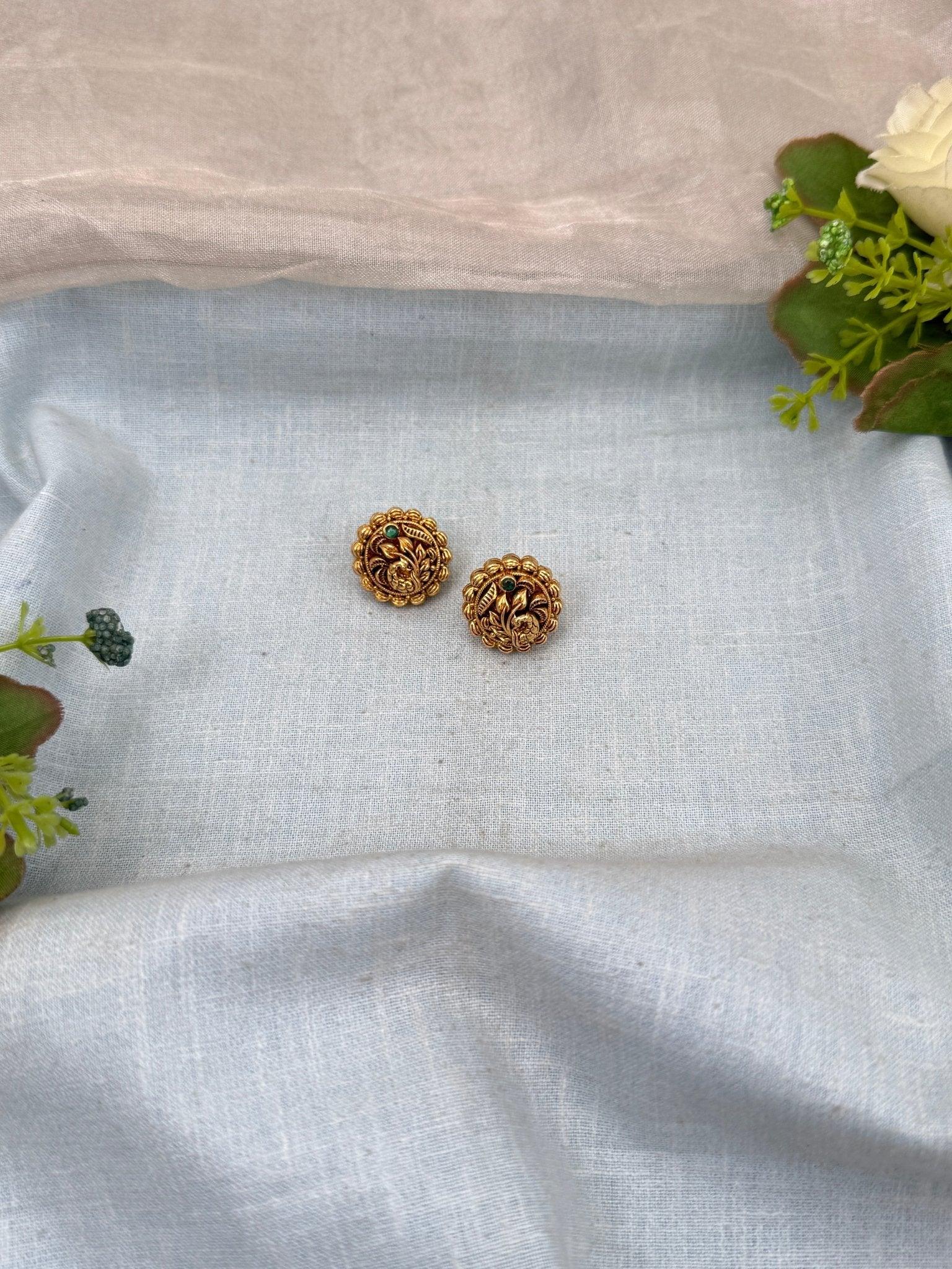 Royal Antique Stud Earrings 0709 - Mahilas