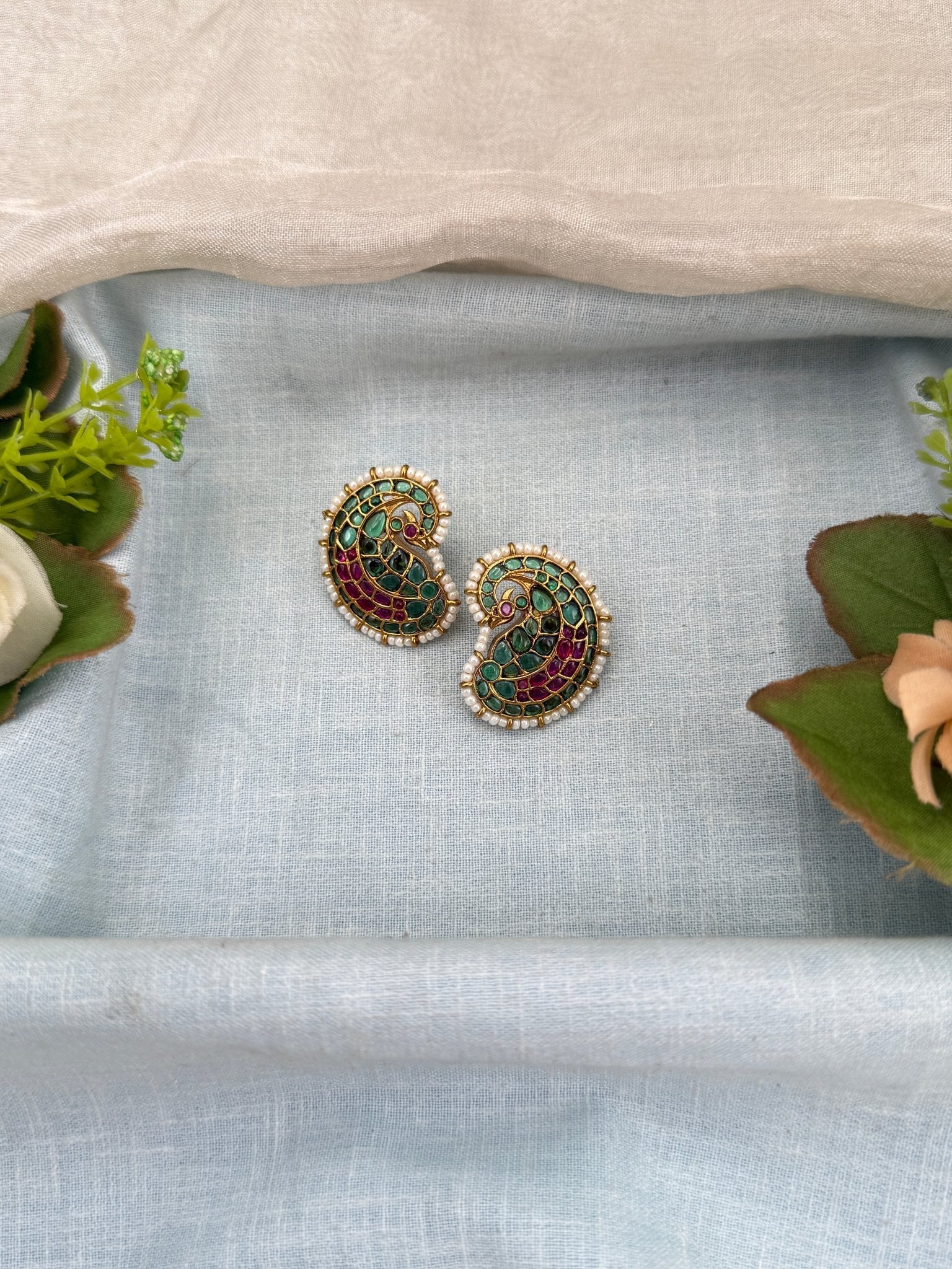 Royal Antique Stud Earrings 0924 - Mahilas