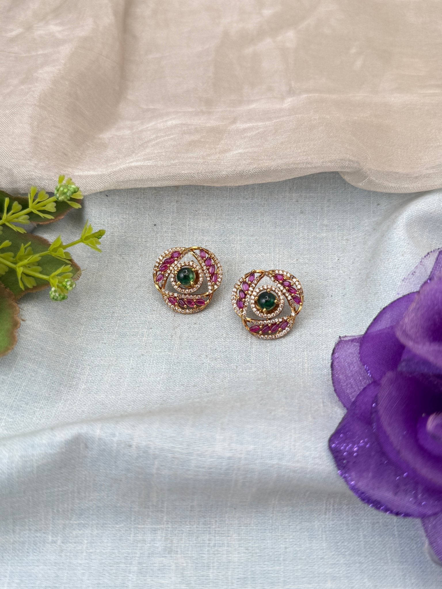 Royal Antique Stud Earrings 1068 - Mahilas