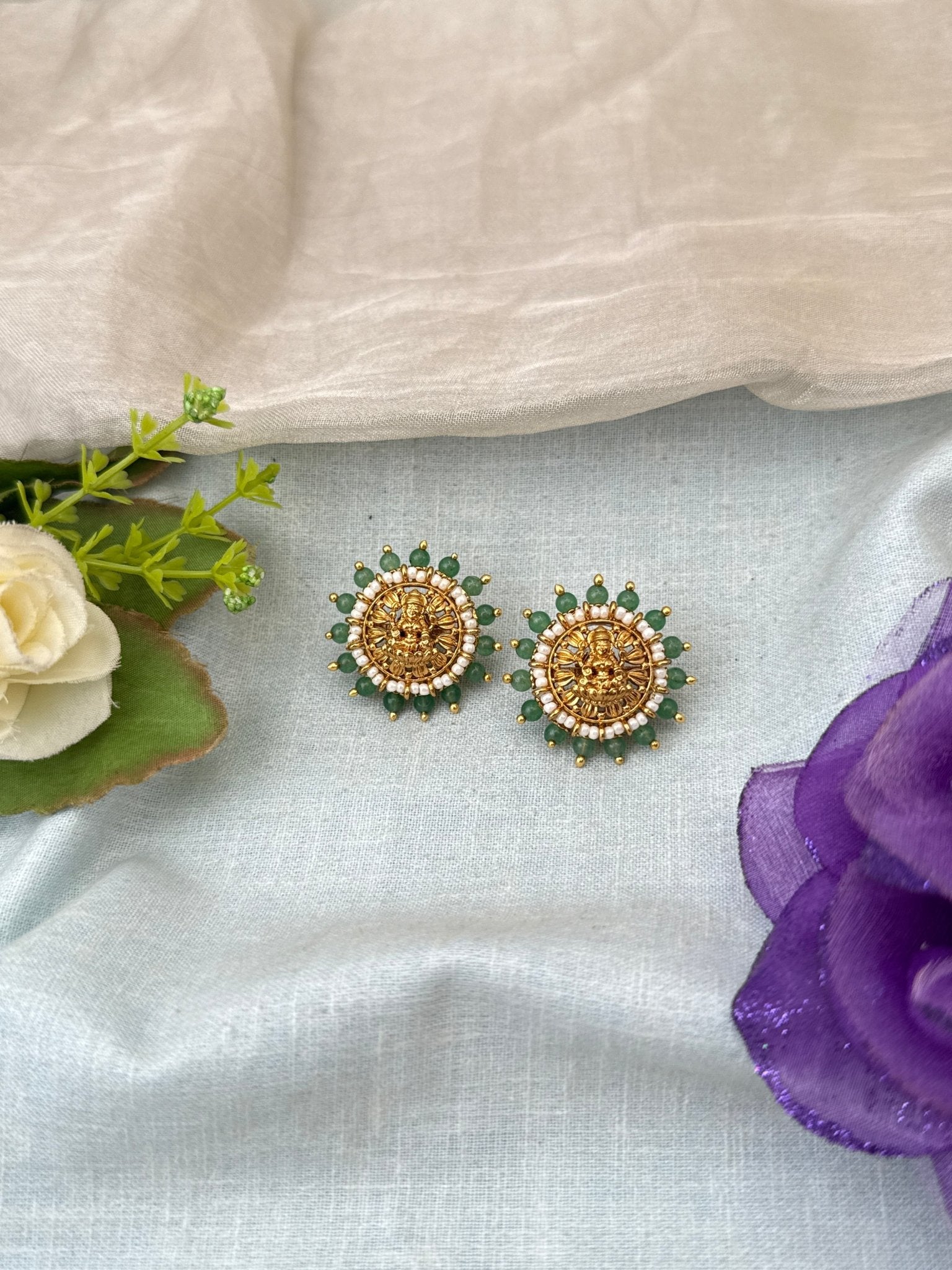 Royal Antique Stud Earrings 1078 - Mahilas