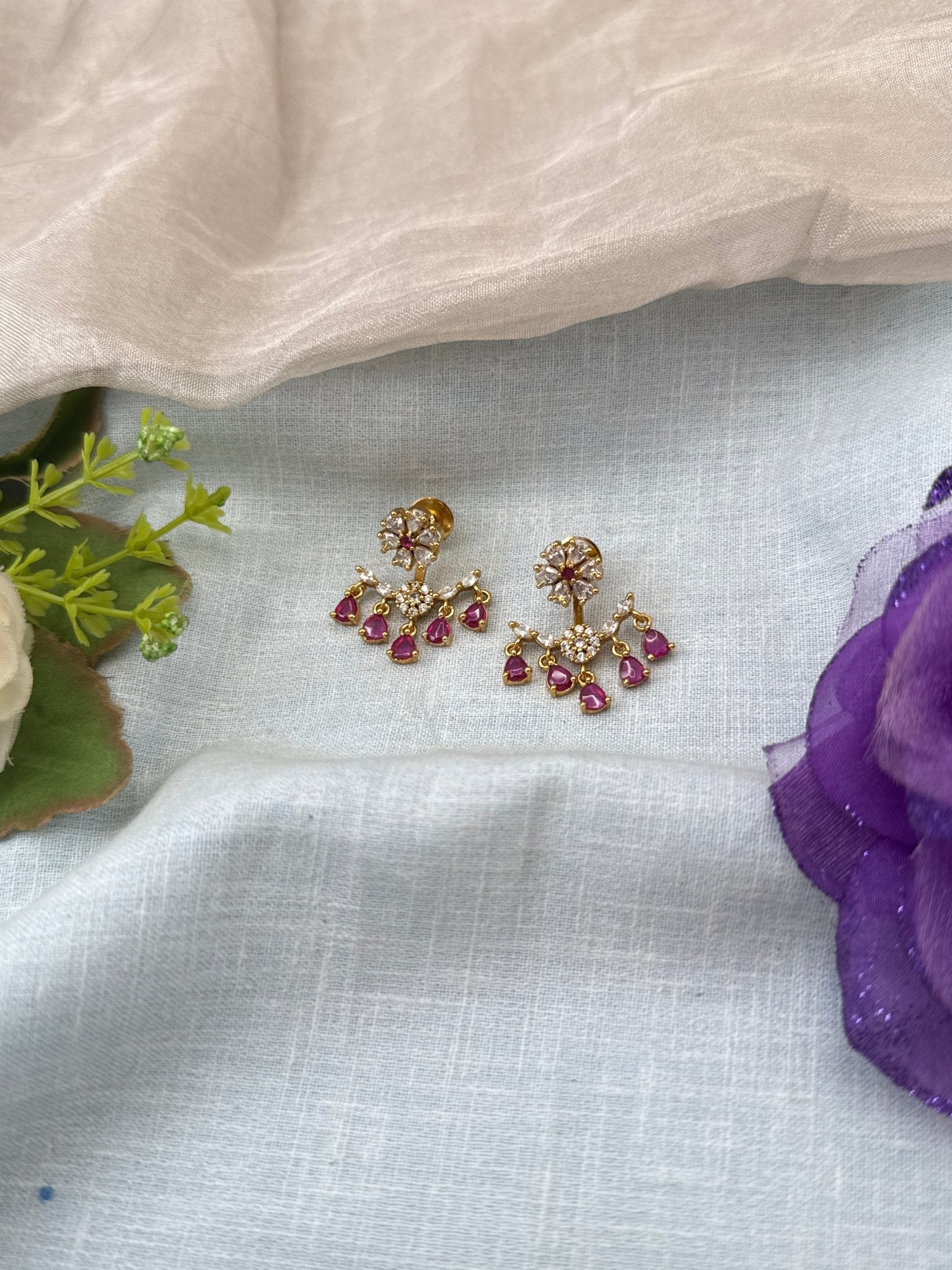 Royal Antique Stud Earrings 1086 - Mahilas