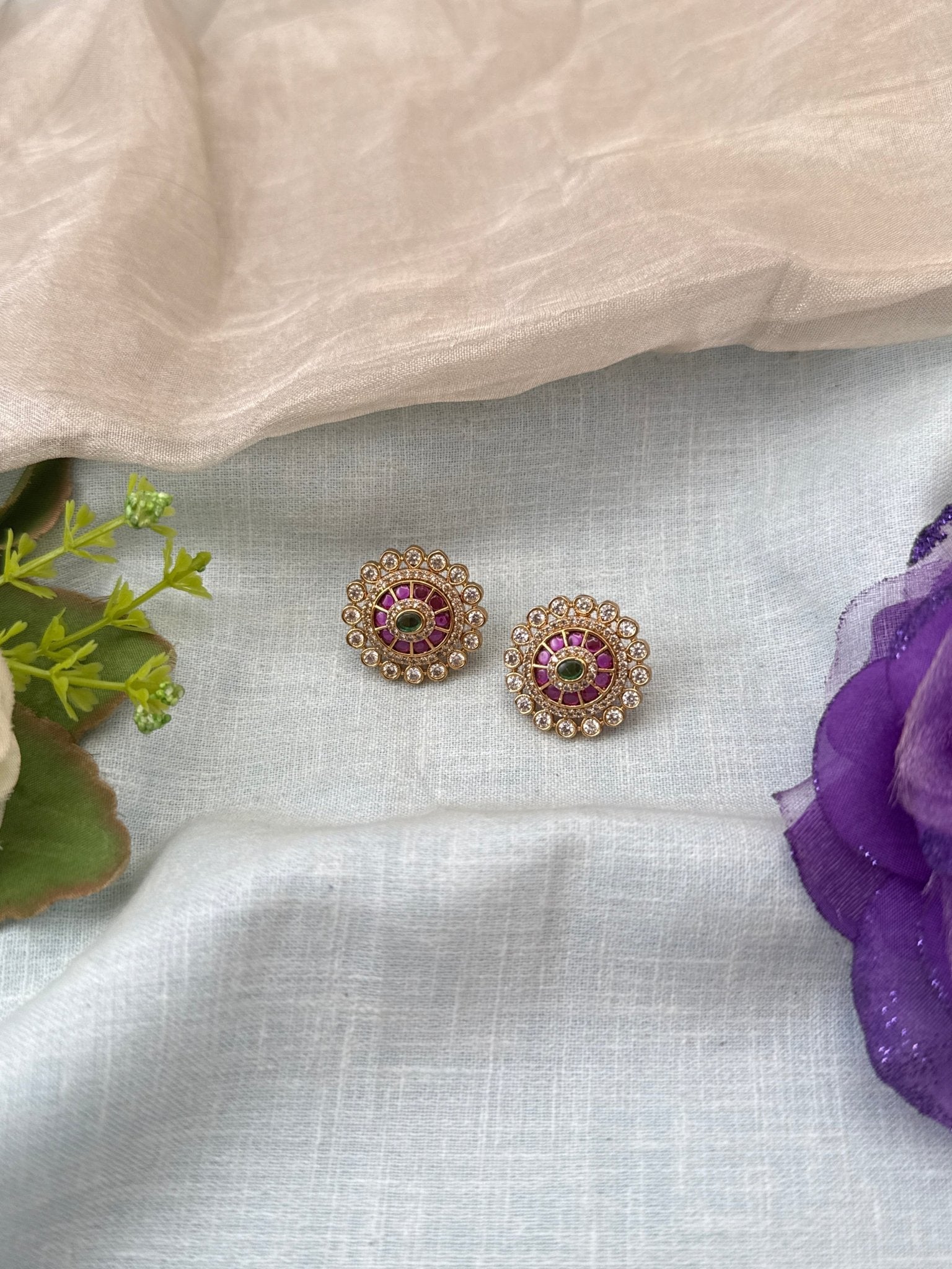Royal Antique Stud Earrings 1088 - Mahilas