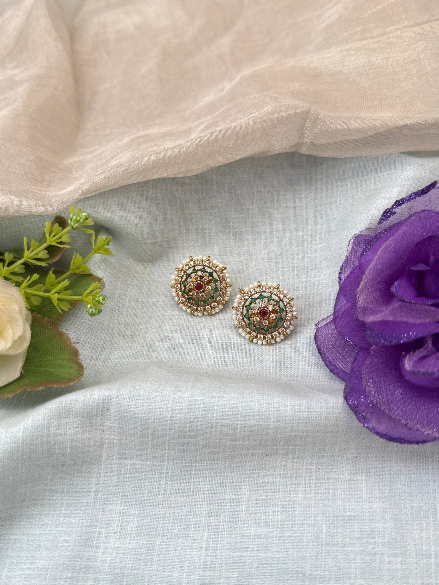 Royal Antique Stud Earrings 1092 - Mahilas