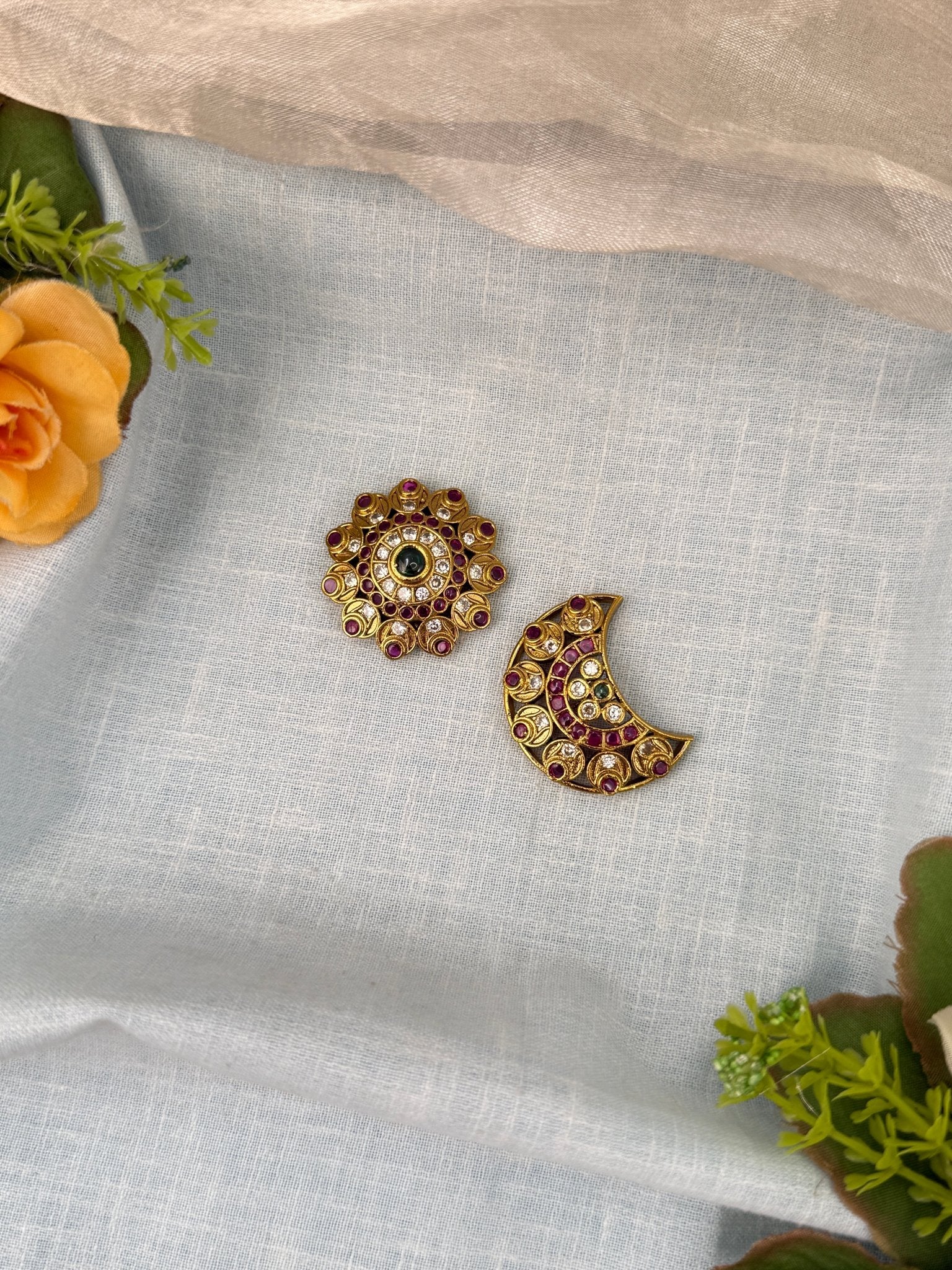 Royal Antique Surya Chandra 528 - Mahilas