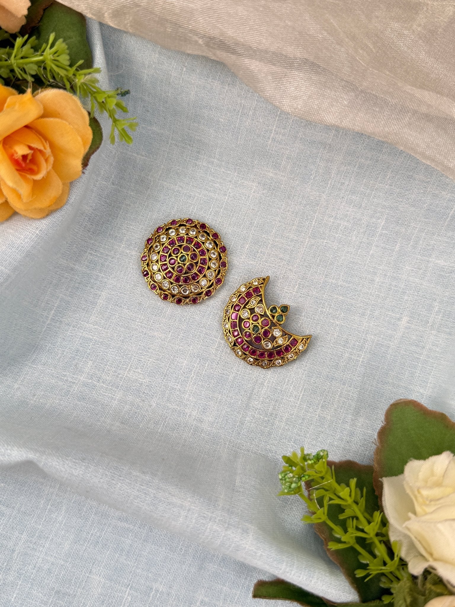 Royal Antique Surya Chandra 536 - Mahilas