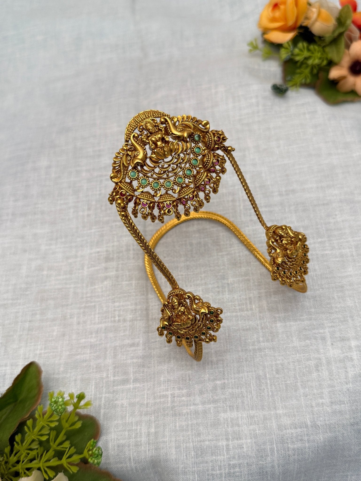 Royal Antique Vanki Bajubandh 4081 - Mahilas