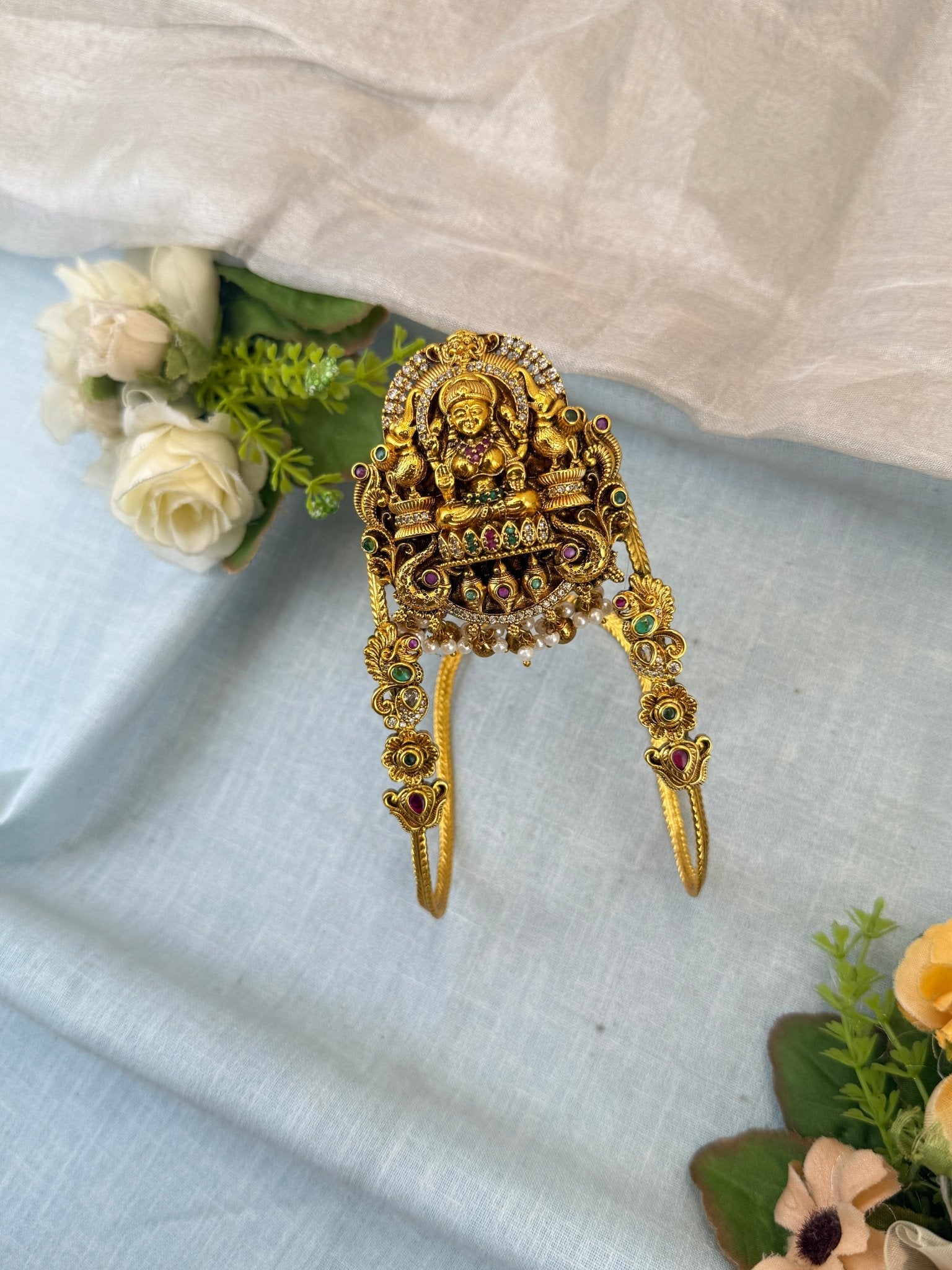 Royal Antique Vanki Bajubandh 4135 - Mahilas