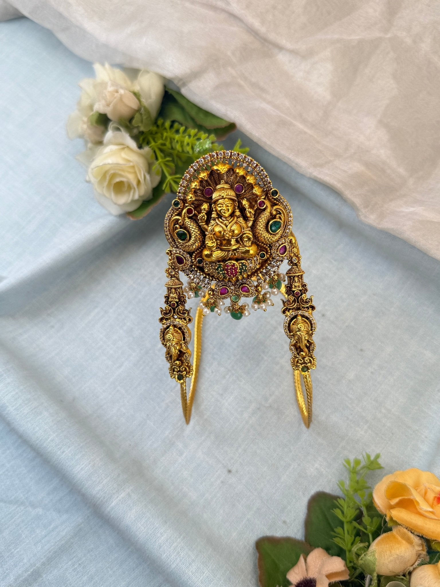 Royal Antique Vanki Bajubandh 4137 - Mahilas