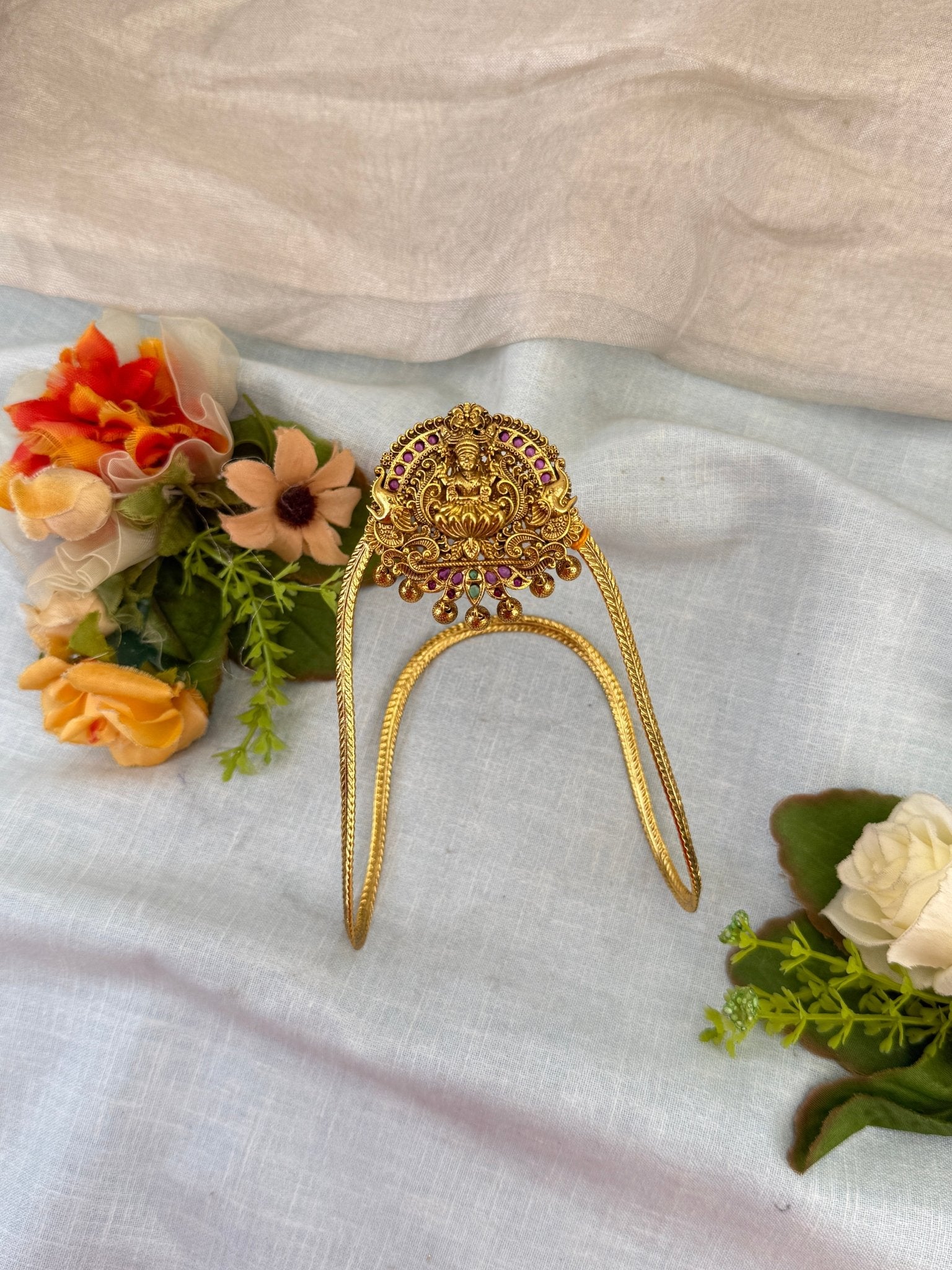 Royal Antique Vanki Bajubandh 4160 - Mahilas