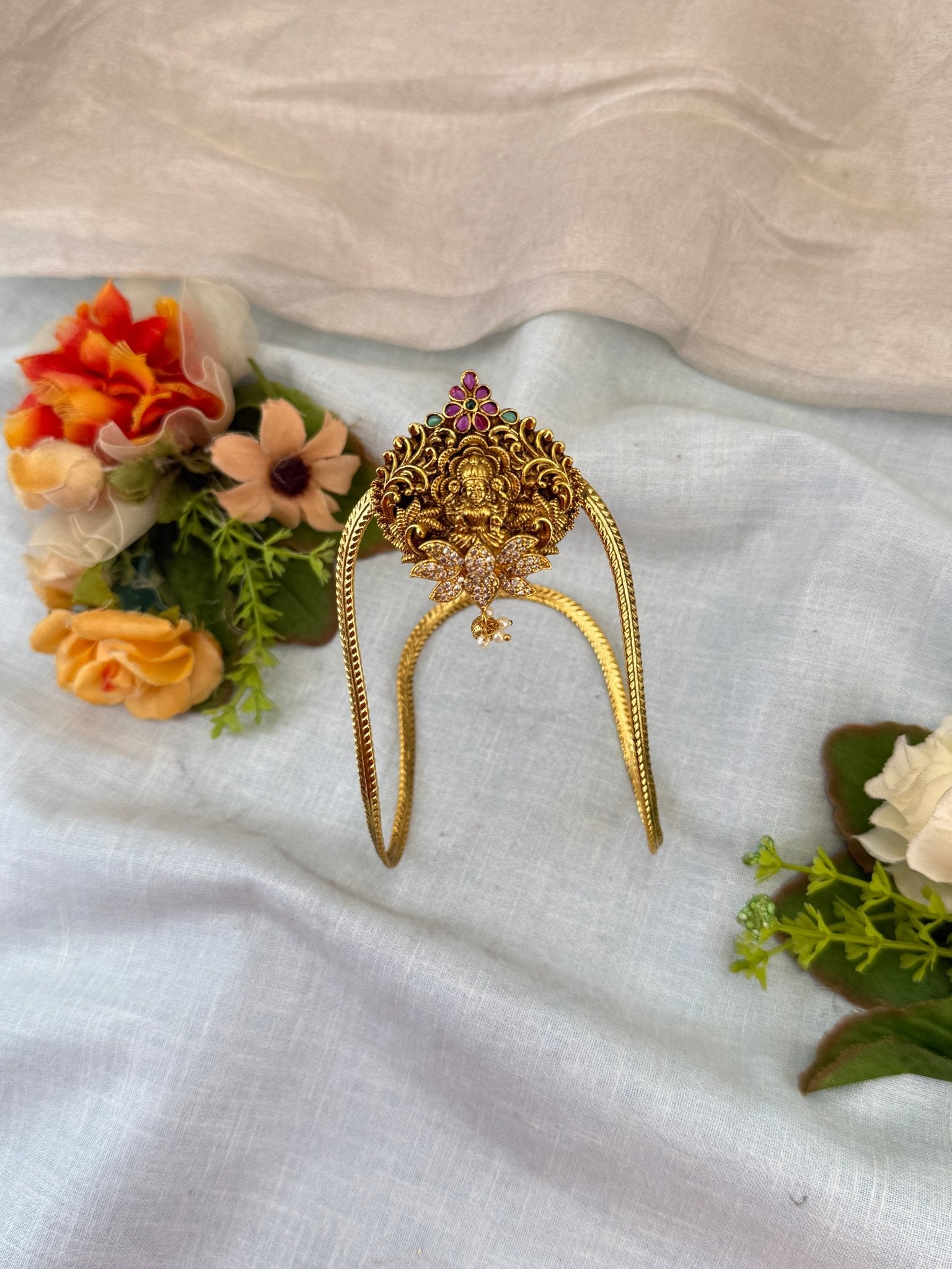 Royal Antique Vanki Bajubandh 4162 - Mahilas