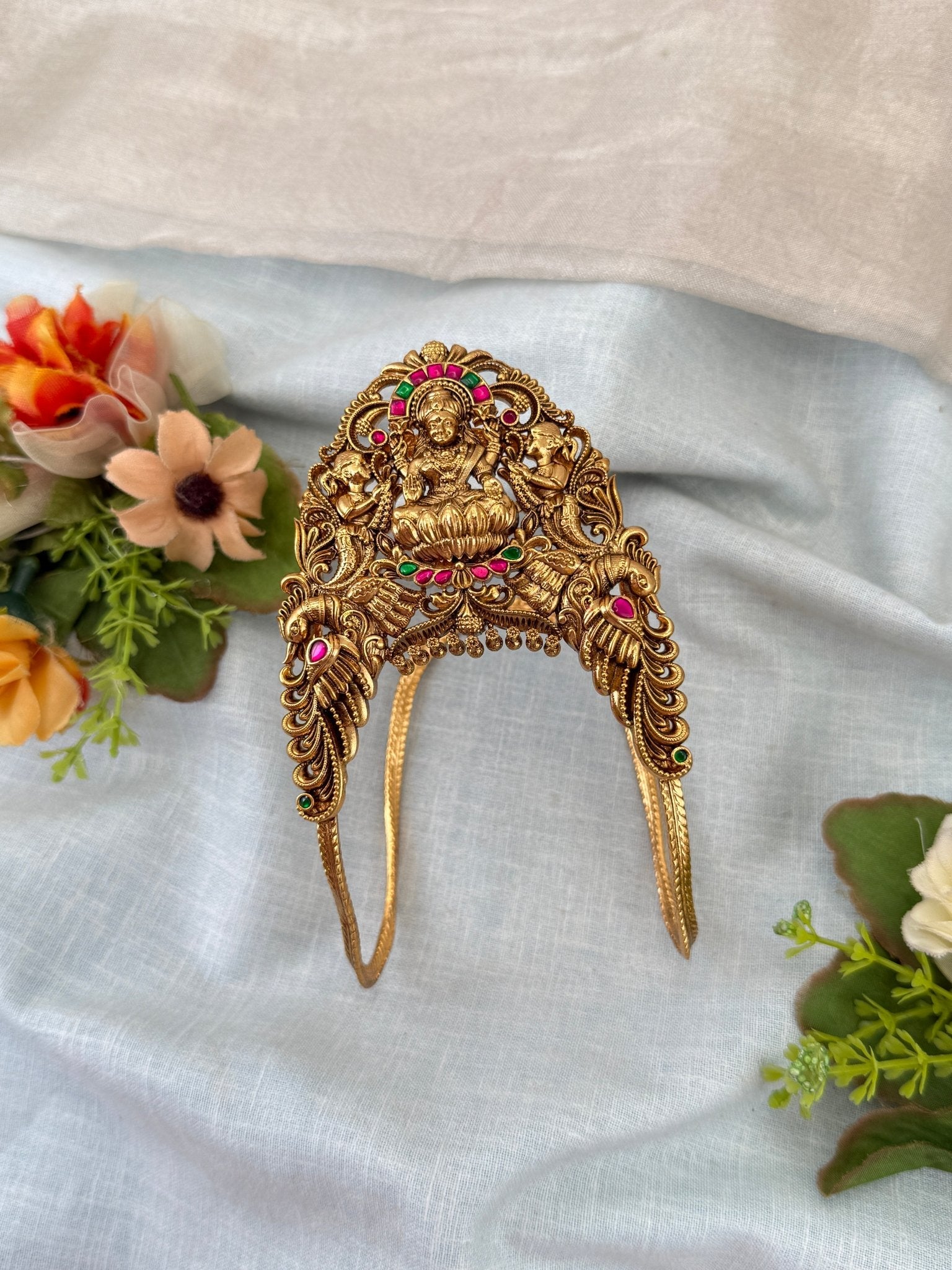 Royal Antique Vanki Lakshmi Bajubandh 4179 - Mahilas