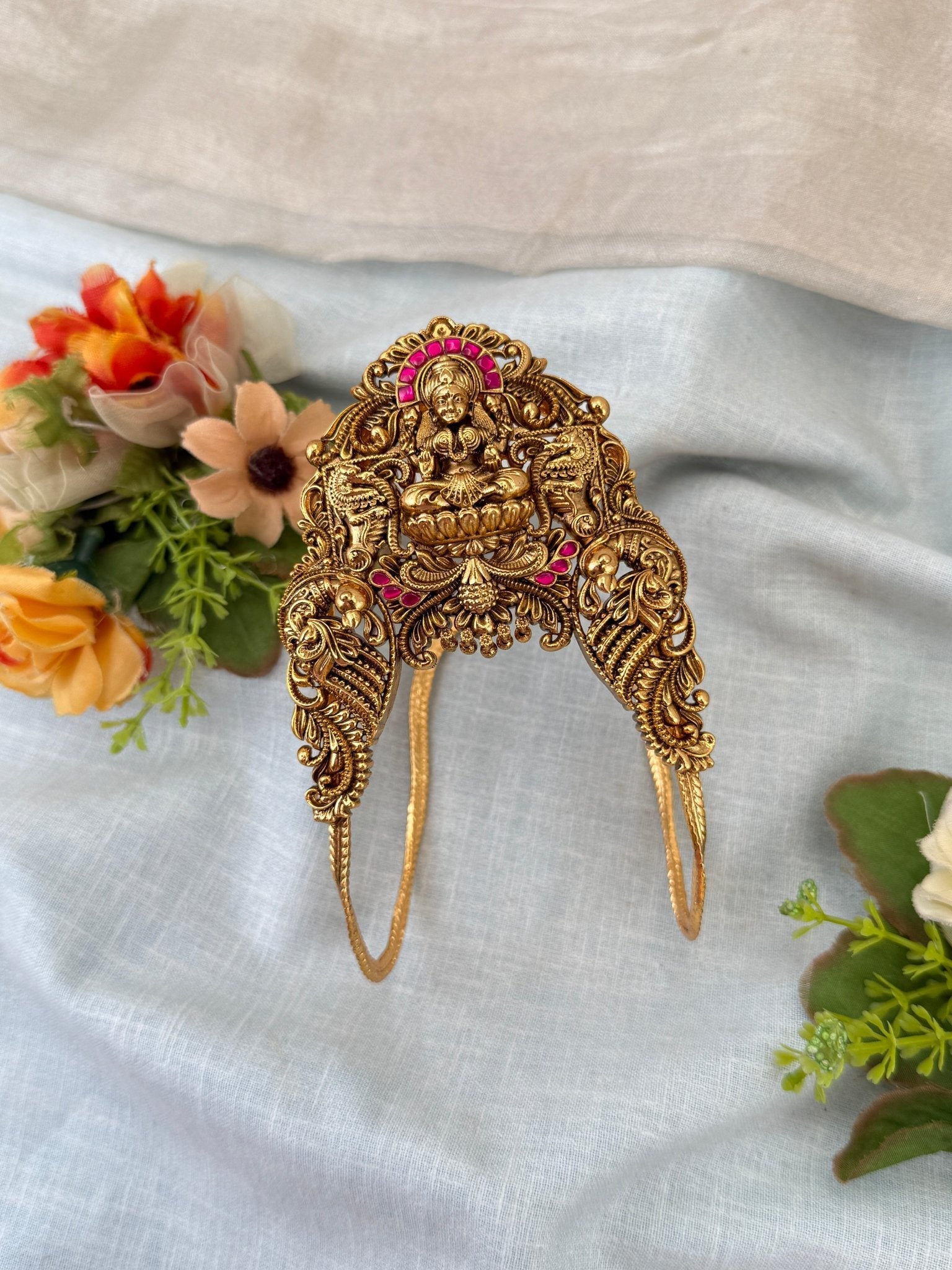 Royal Antique Vanki Lakshmi Bajubandh 4182 - Mahilas