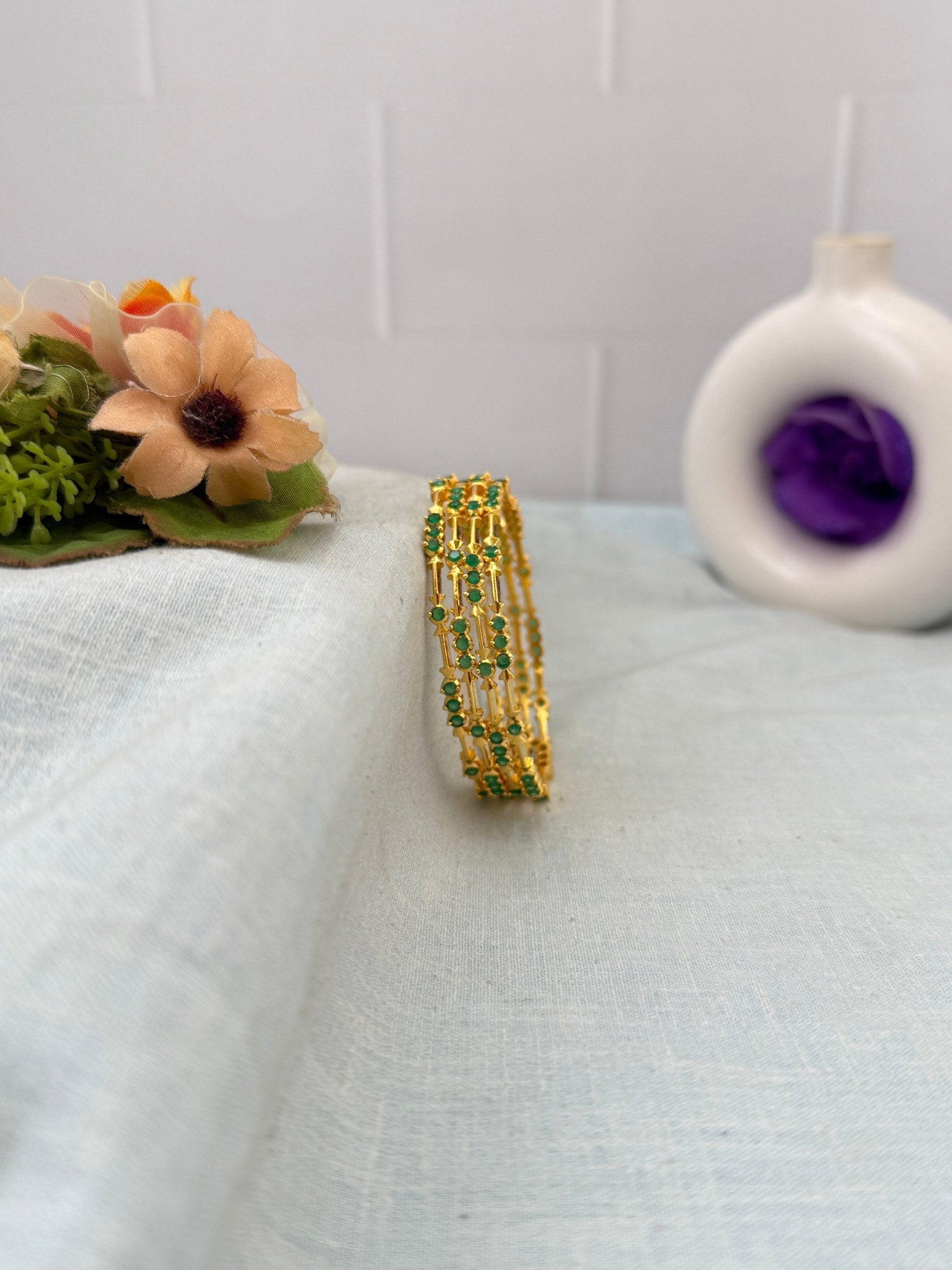 Royal Gold Like Stone Bangles 7172 - Mahilas