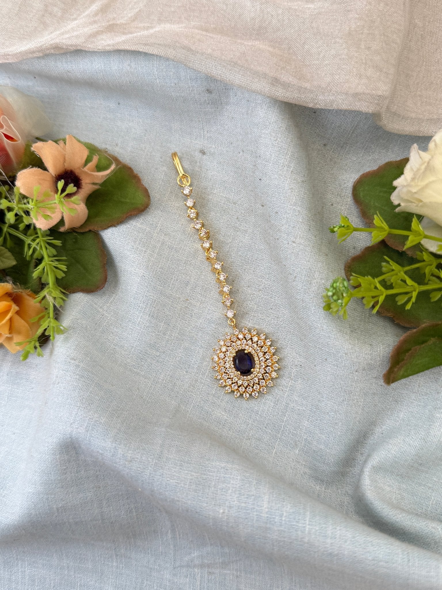 Royal Gold Stone Maang Tikka 649 - Mahilas