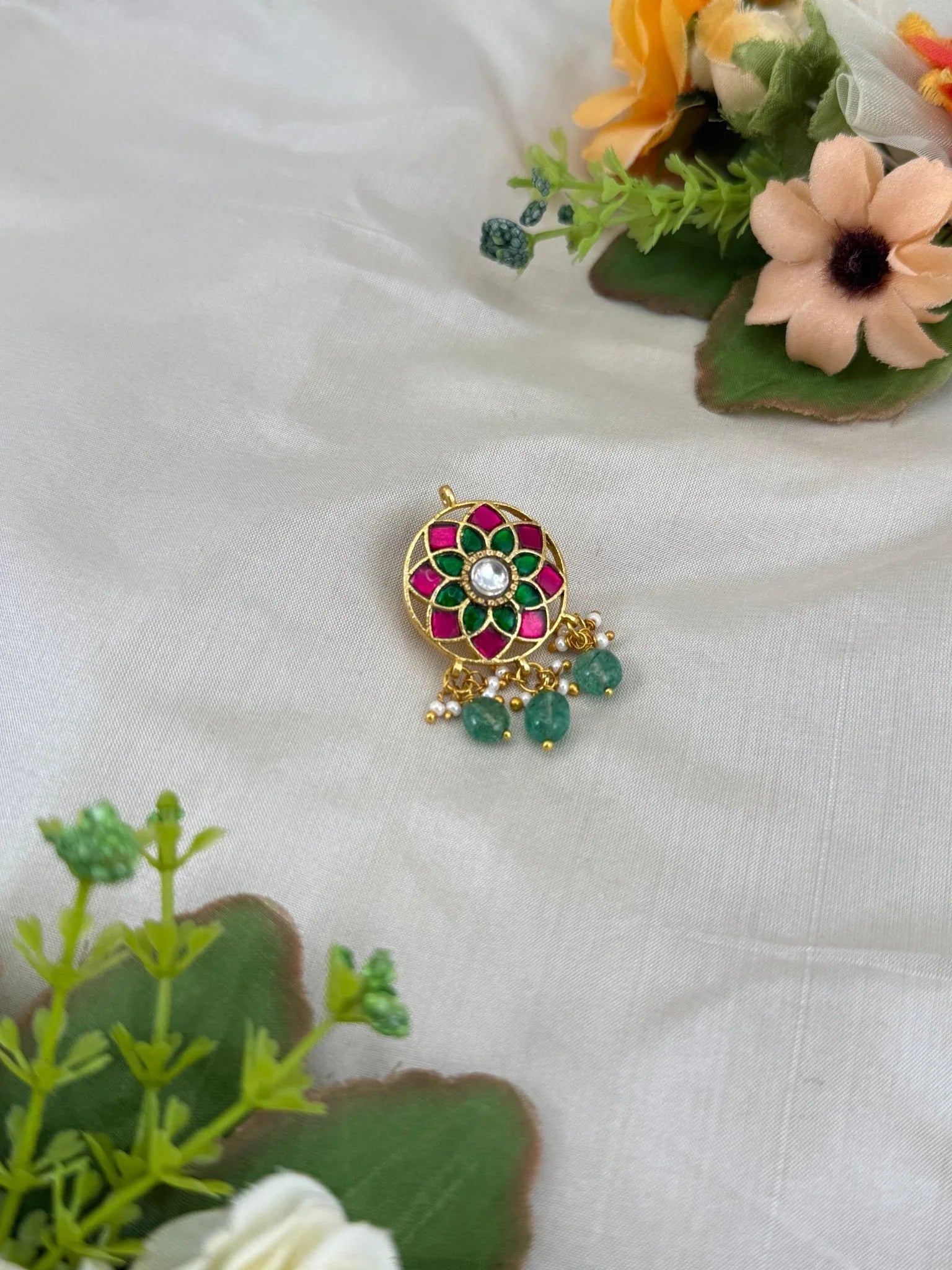 Royal Jadau Kundan Pendant 147 - Mahilas