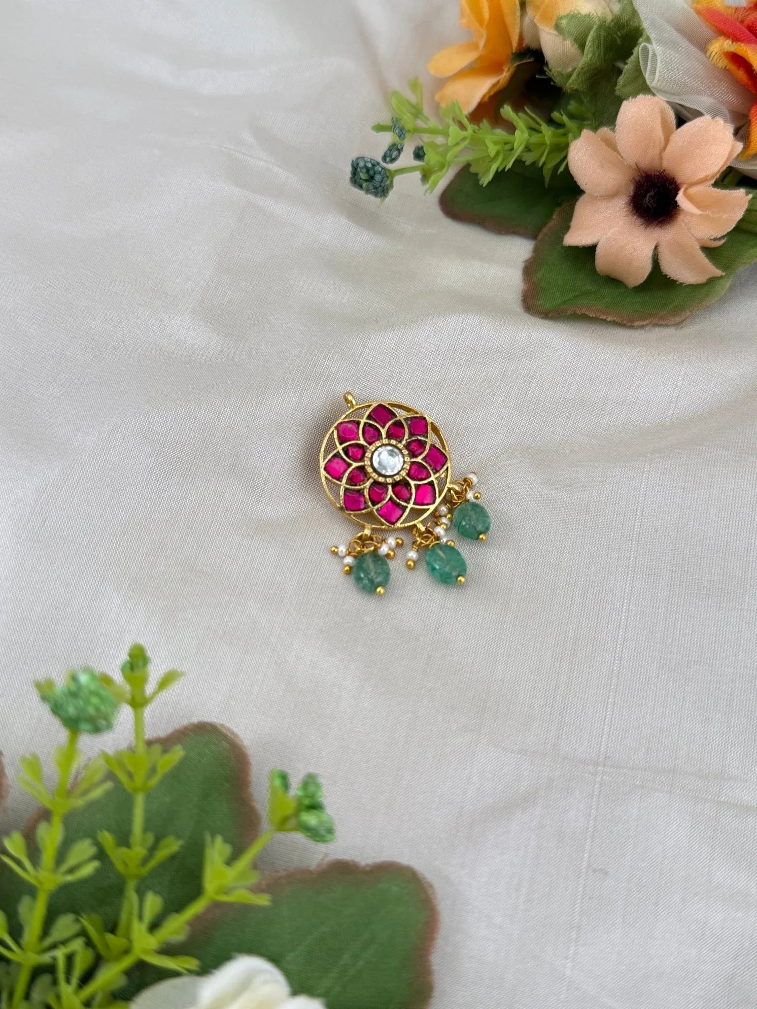 Royal Jadau Kundan Pendant 148 - Mahilas