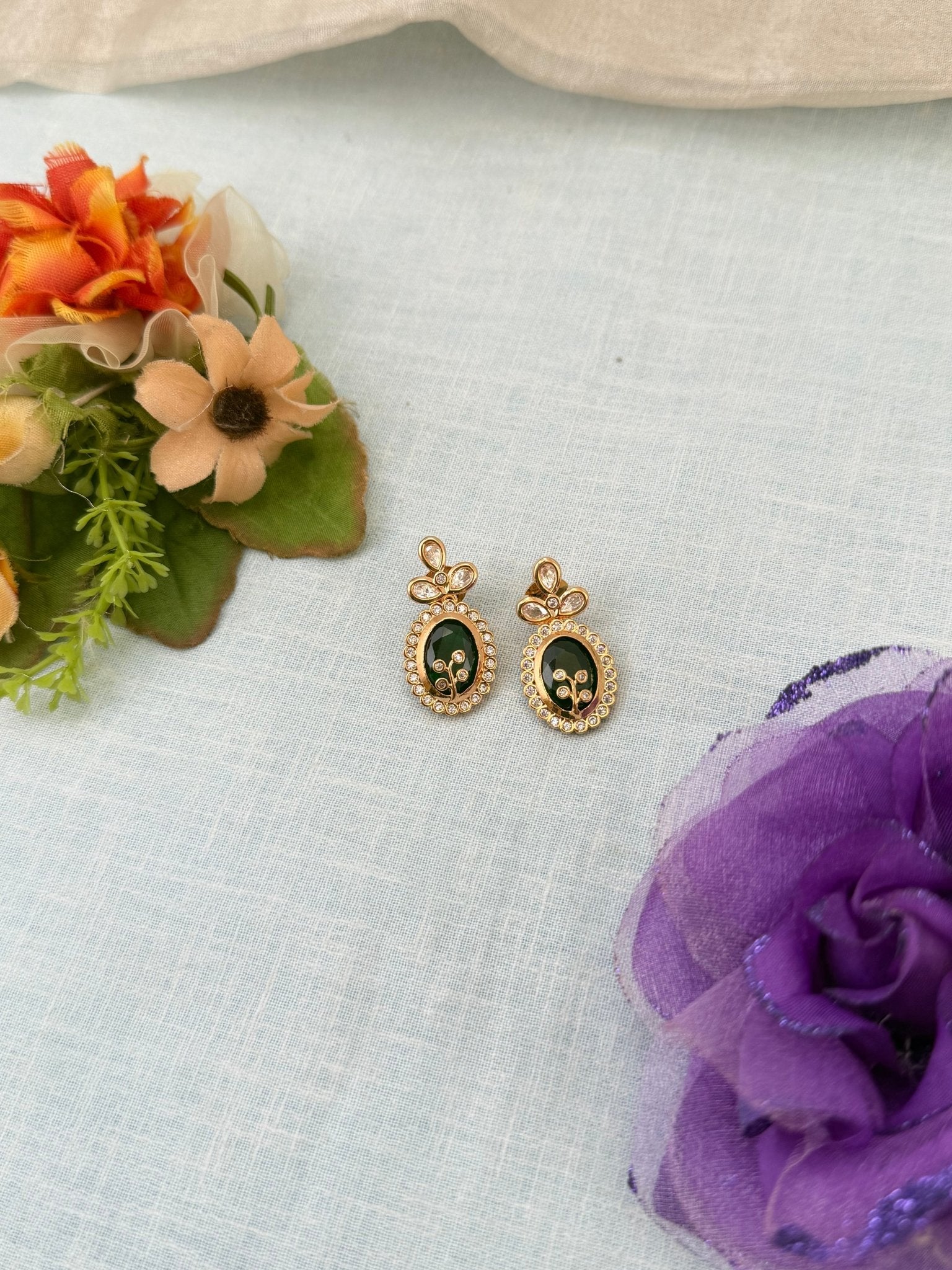 Royal Kundan Stud Earrings 0246 - Mahilas