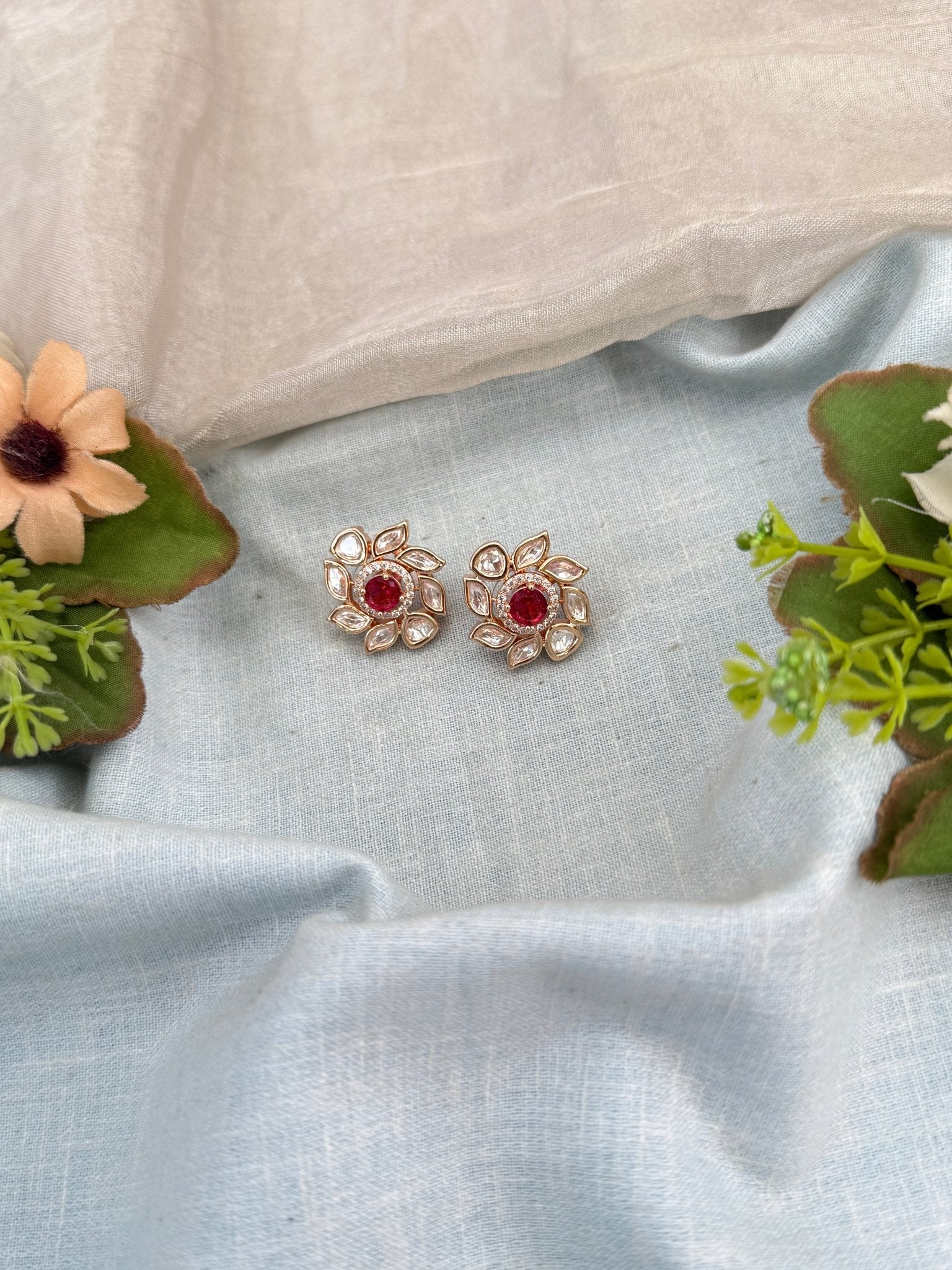 Royal Kundan Stud Earrings 0270 - Mahilas