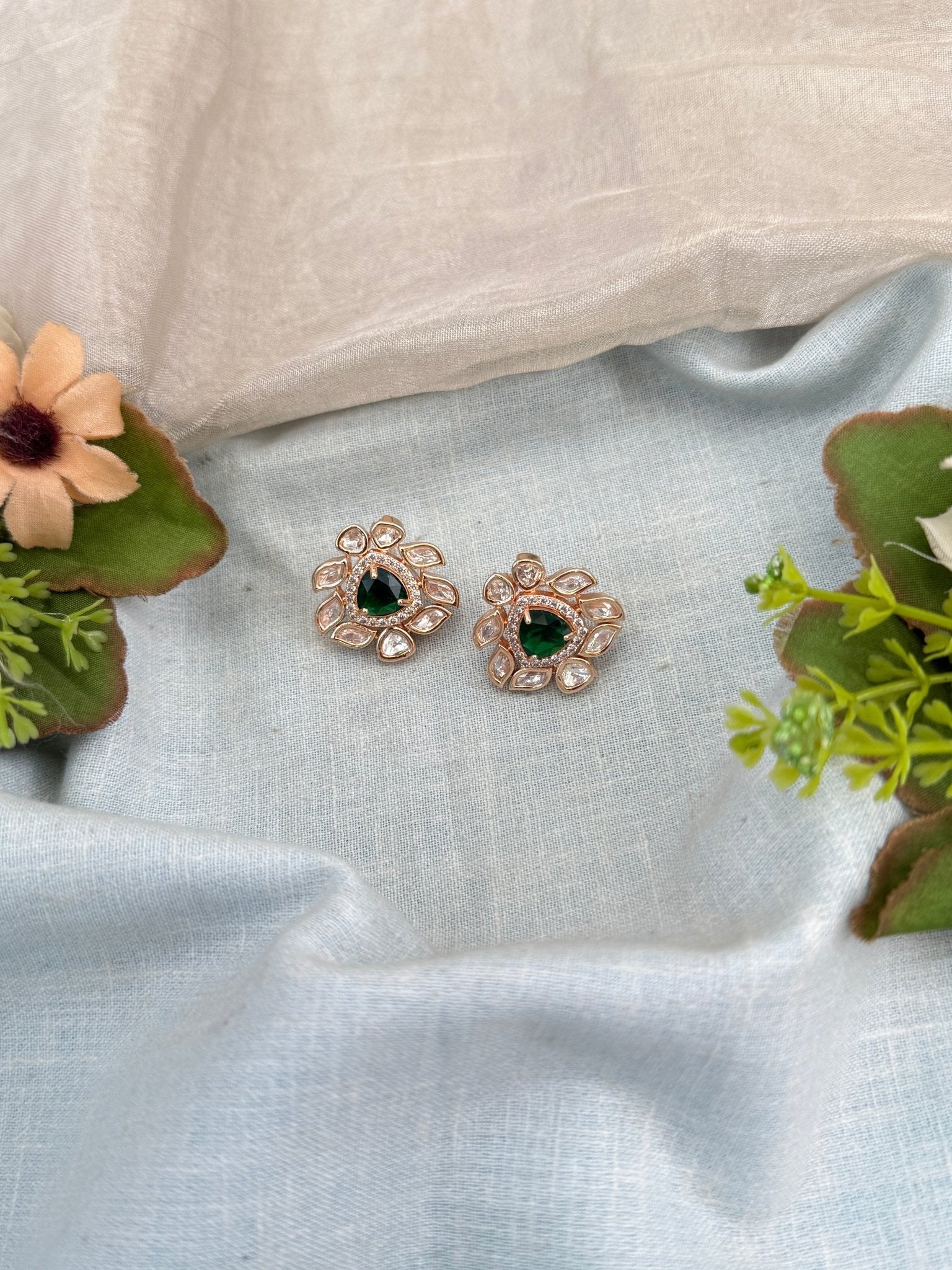 Royal Kundan Stud Earrings 0271 - Mahilas