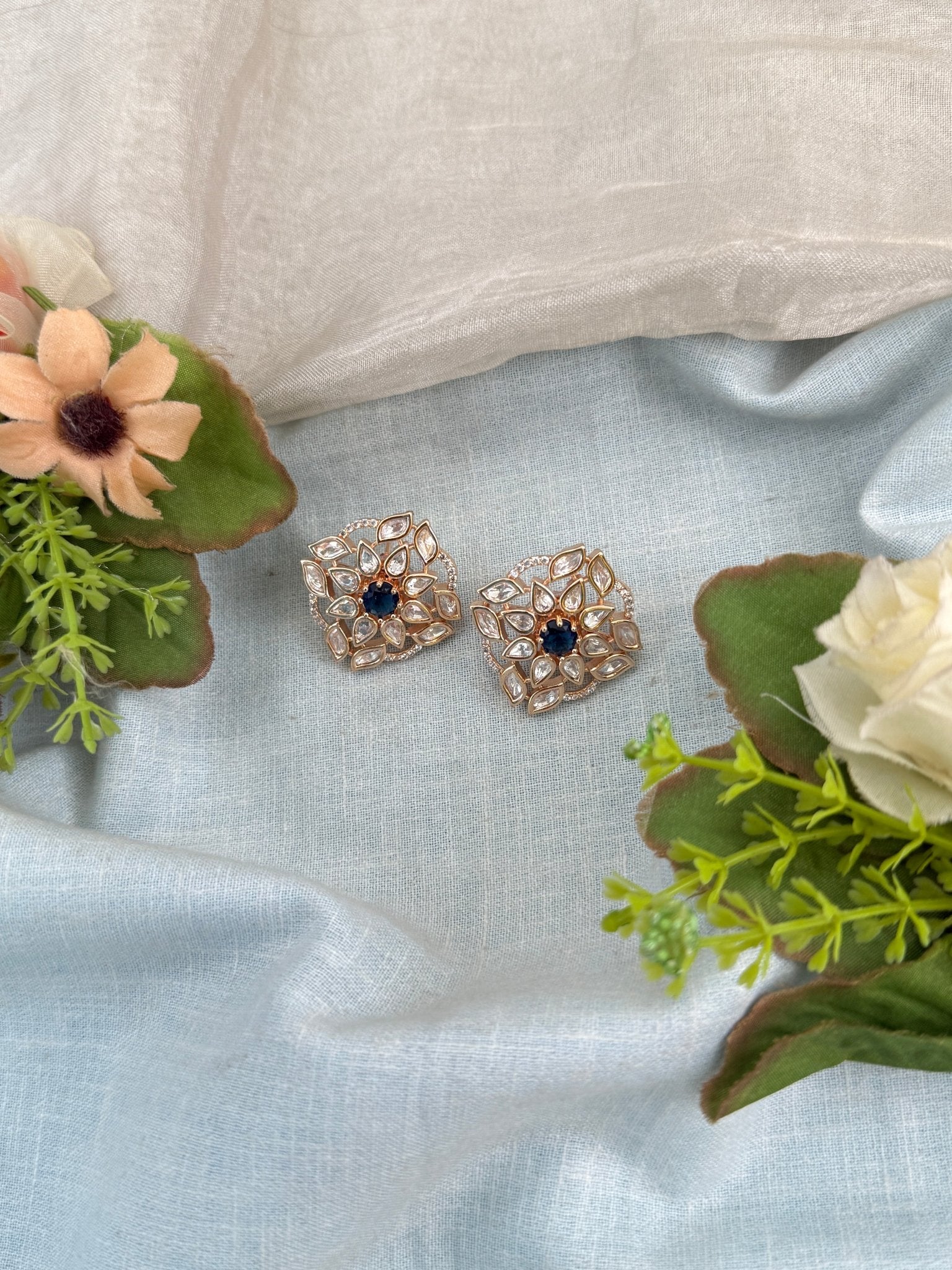 Royal Kundan Stud Earrings 0278 - Mahilas
