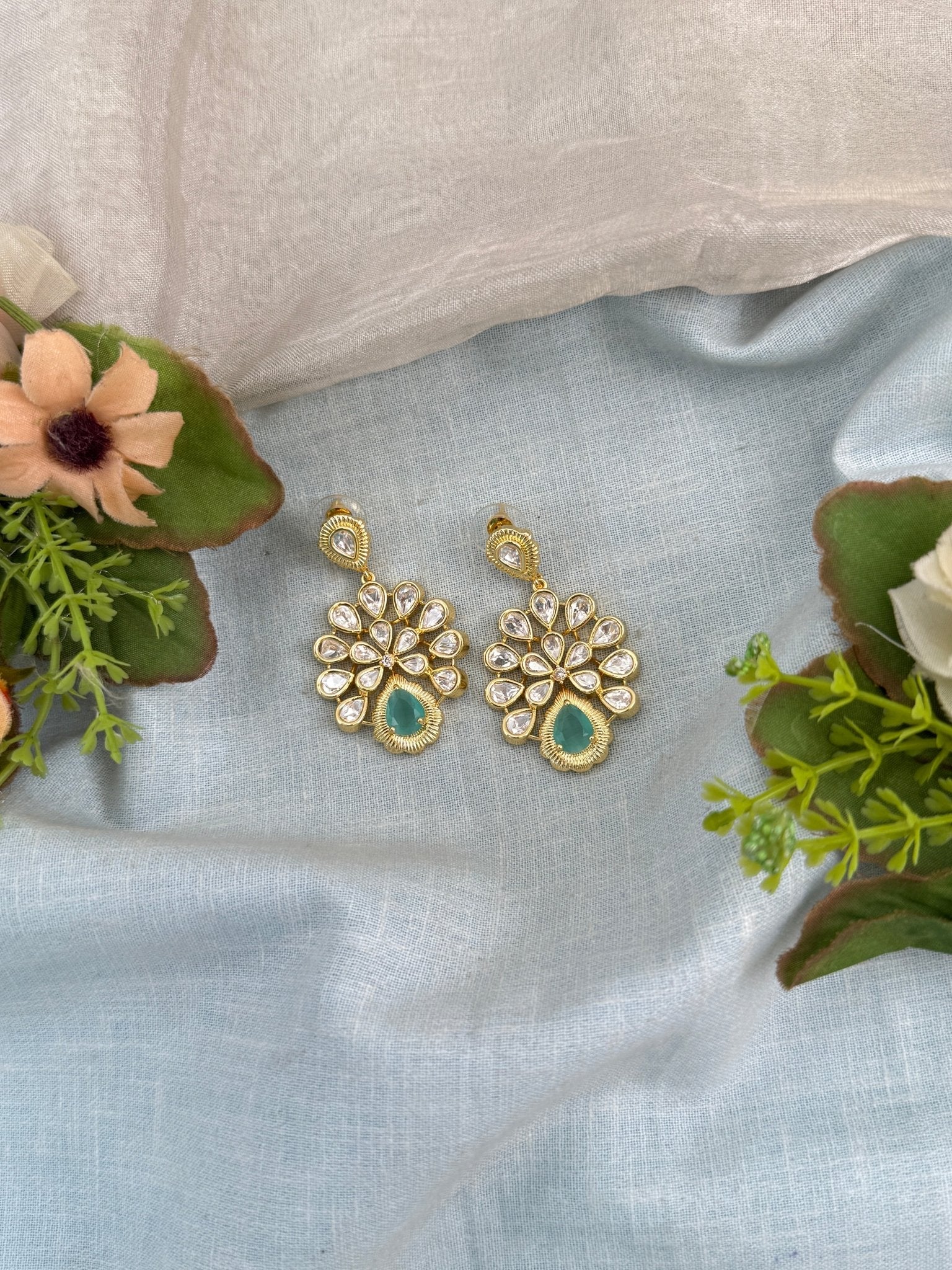 Royal Kundan Stud Earrings 0283 - Mahilas