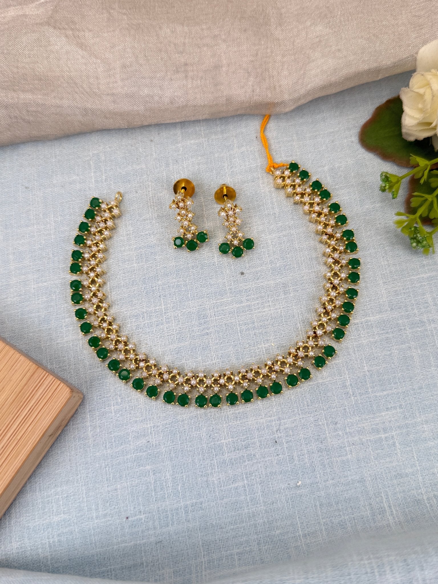 Royal Pearl Stone Short Necklace Set 564 - Mahilas