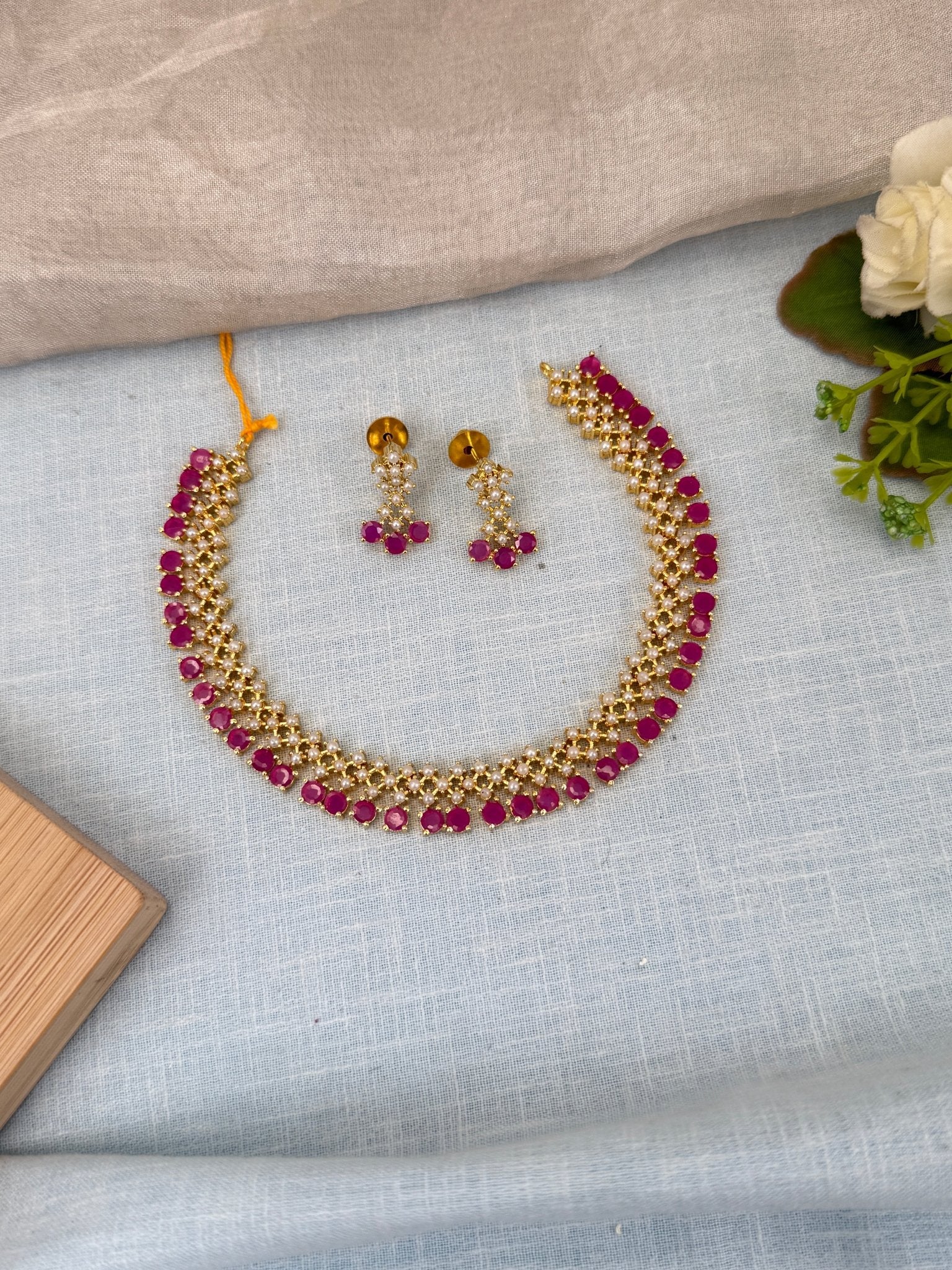 Royal Pearl Stone Short Necklace Set 567 - Mahilas