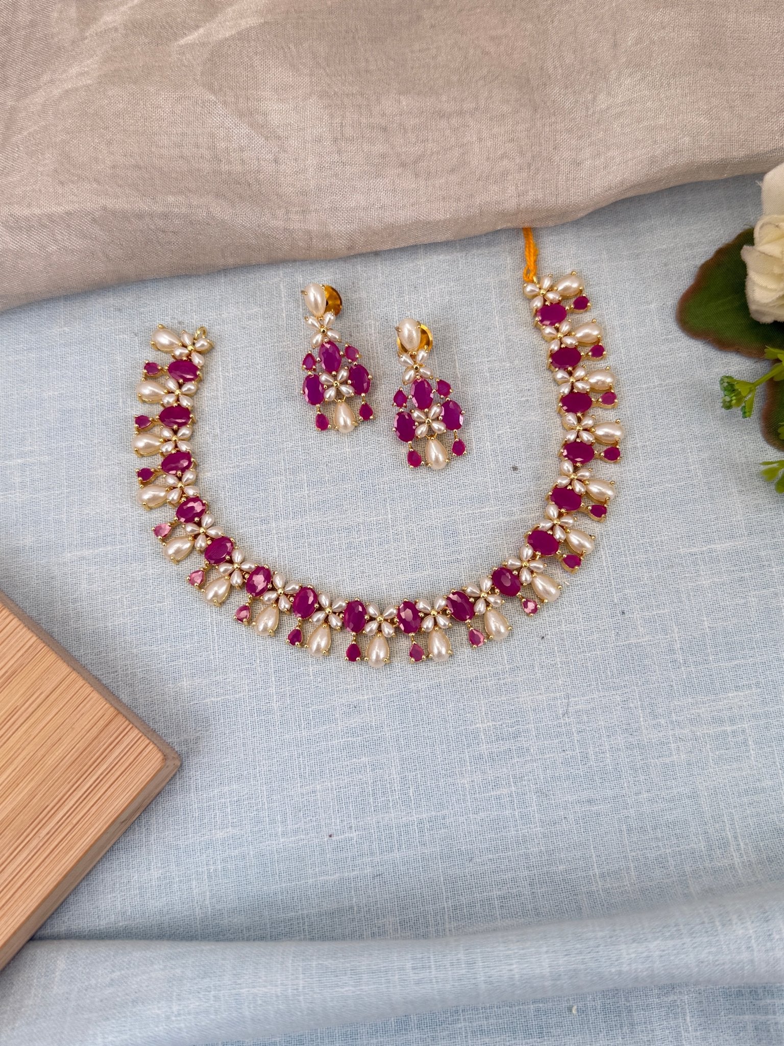 Royal Pearl Stone Short Necklace Set 573 - Mahilas