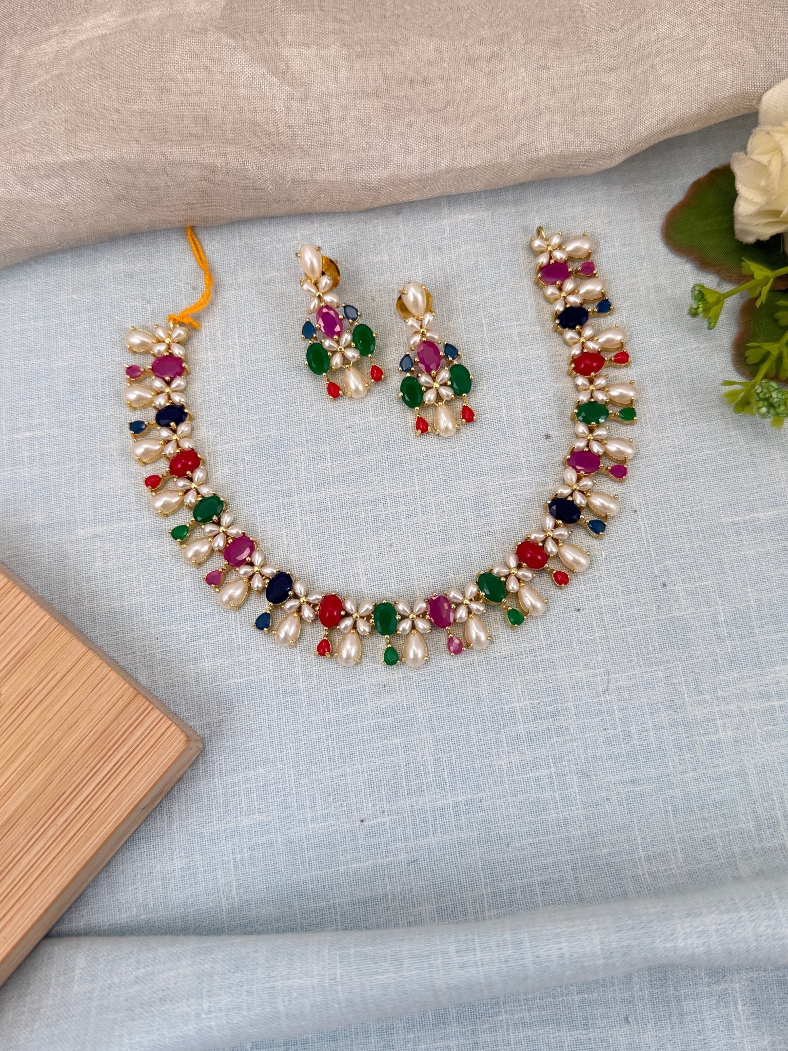 Royal Pearl Stone Short Necklace Set 577 - Mahilas
