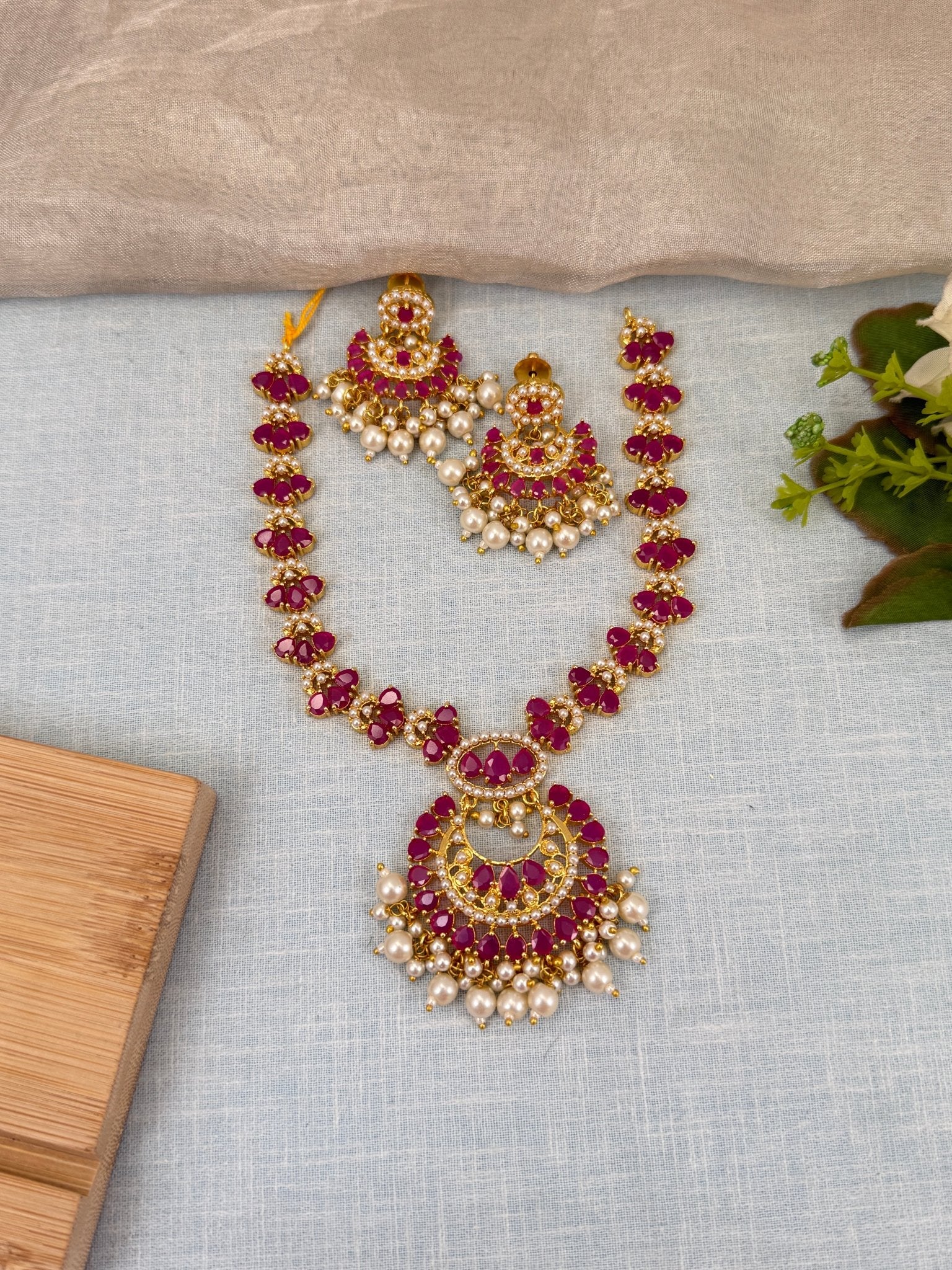 Royal Pearl Stone Short Necklace Set 589 - Mahilas