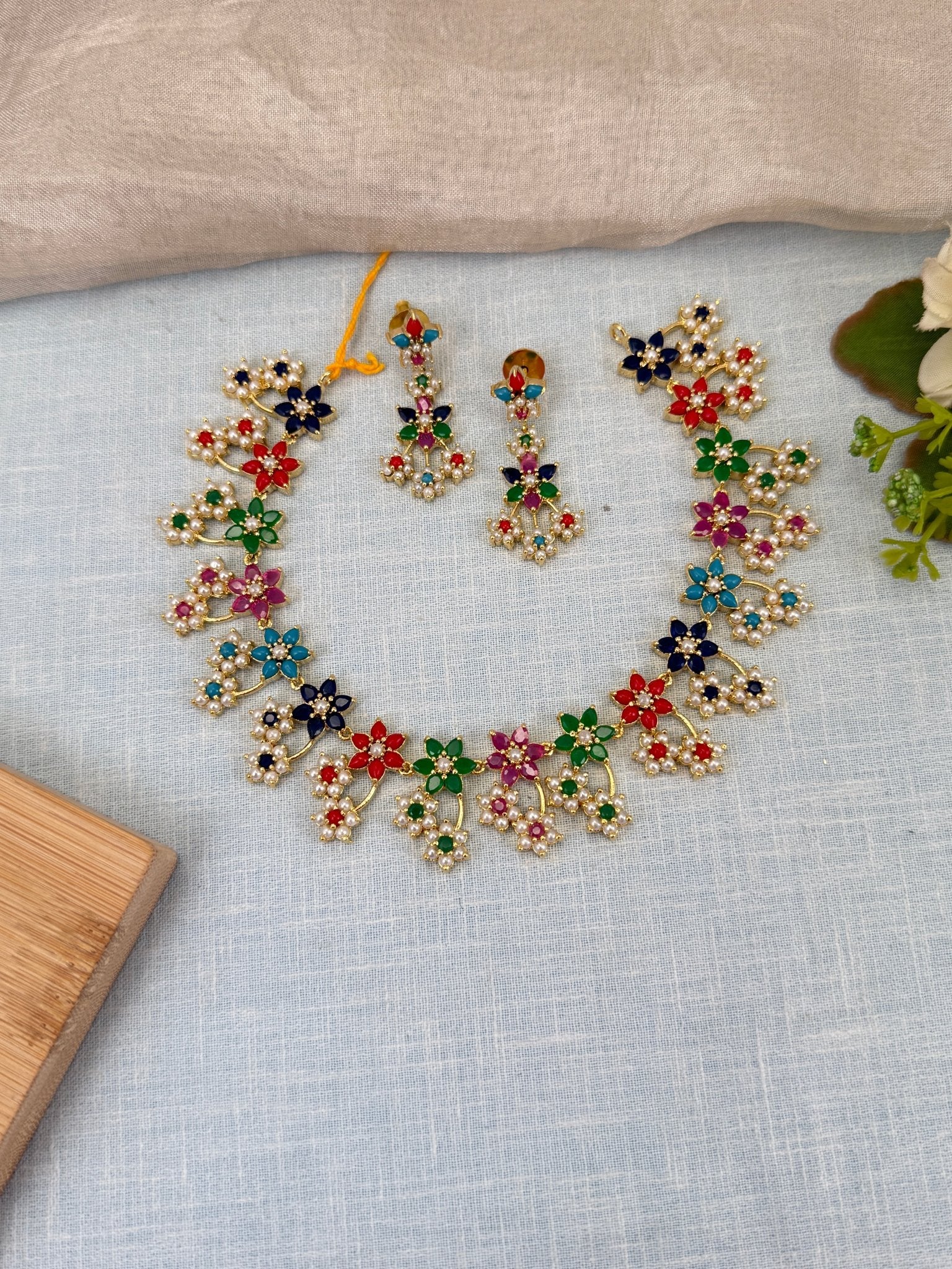 Royal Pearl Stone Short Necklace Set 591 - Mahilas