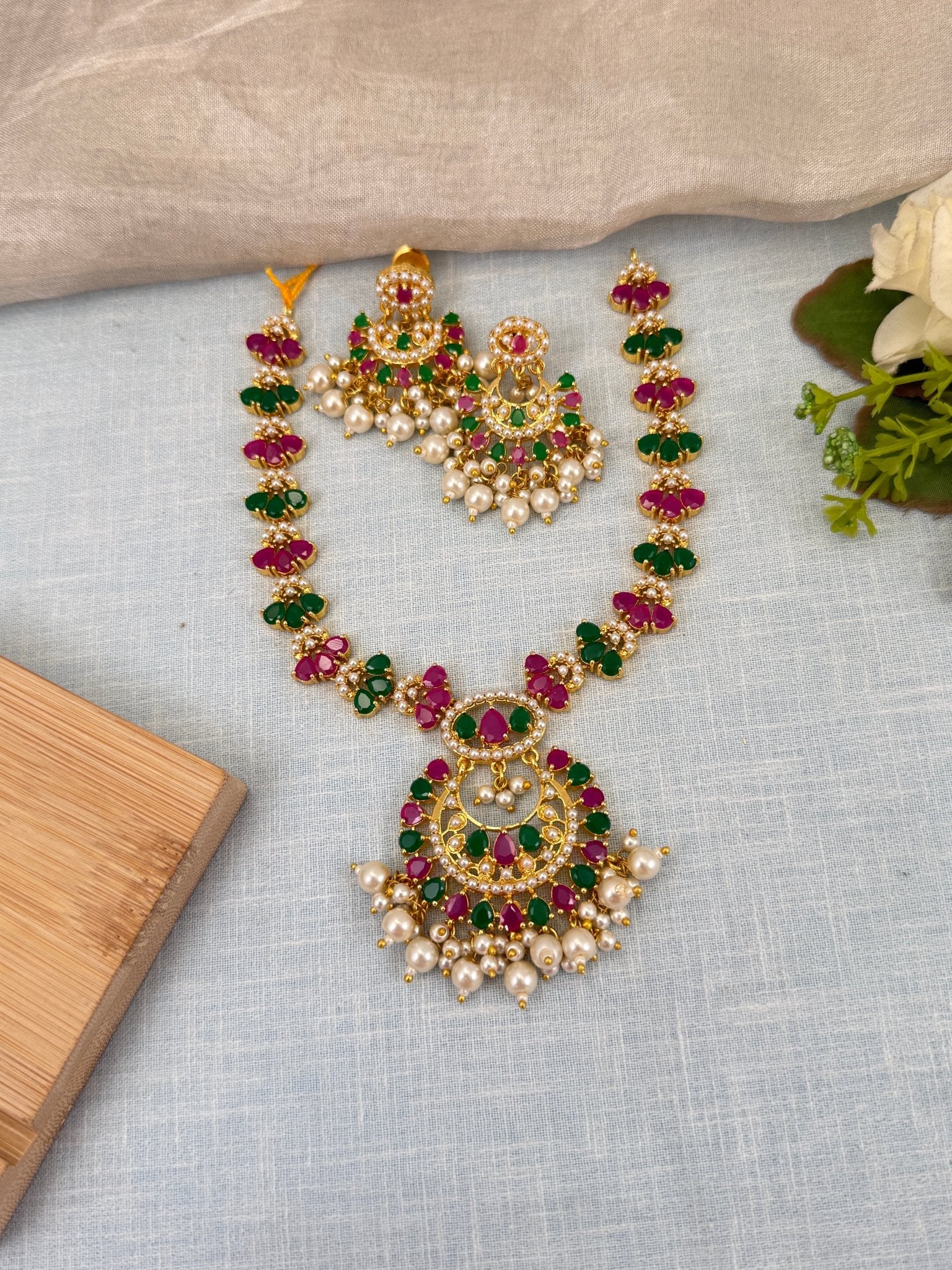 Royal Pearl Stone Short Necklace Set 592 - Mahilas