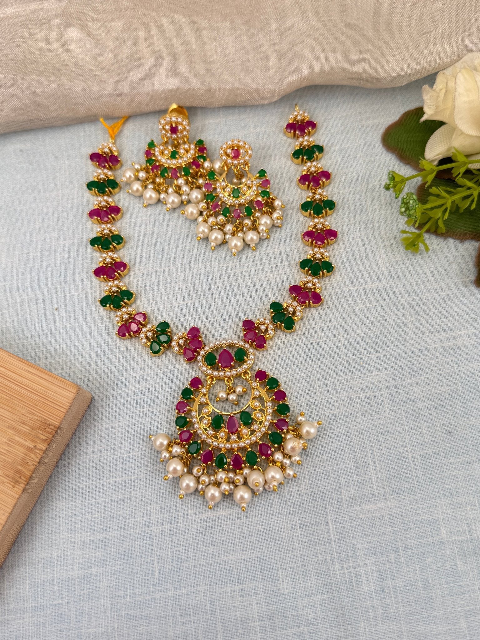 Royal Pearl Stone Short Necklace Set 592 - Mahilas