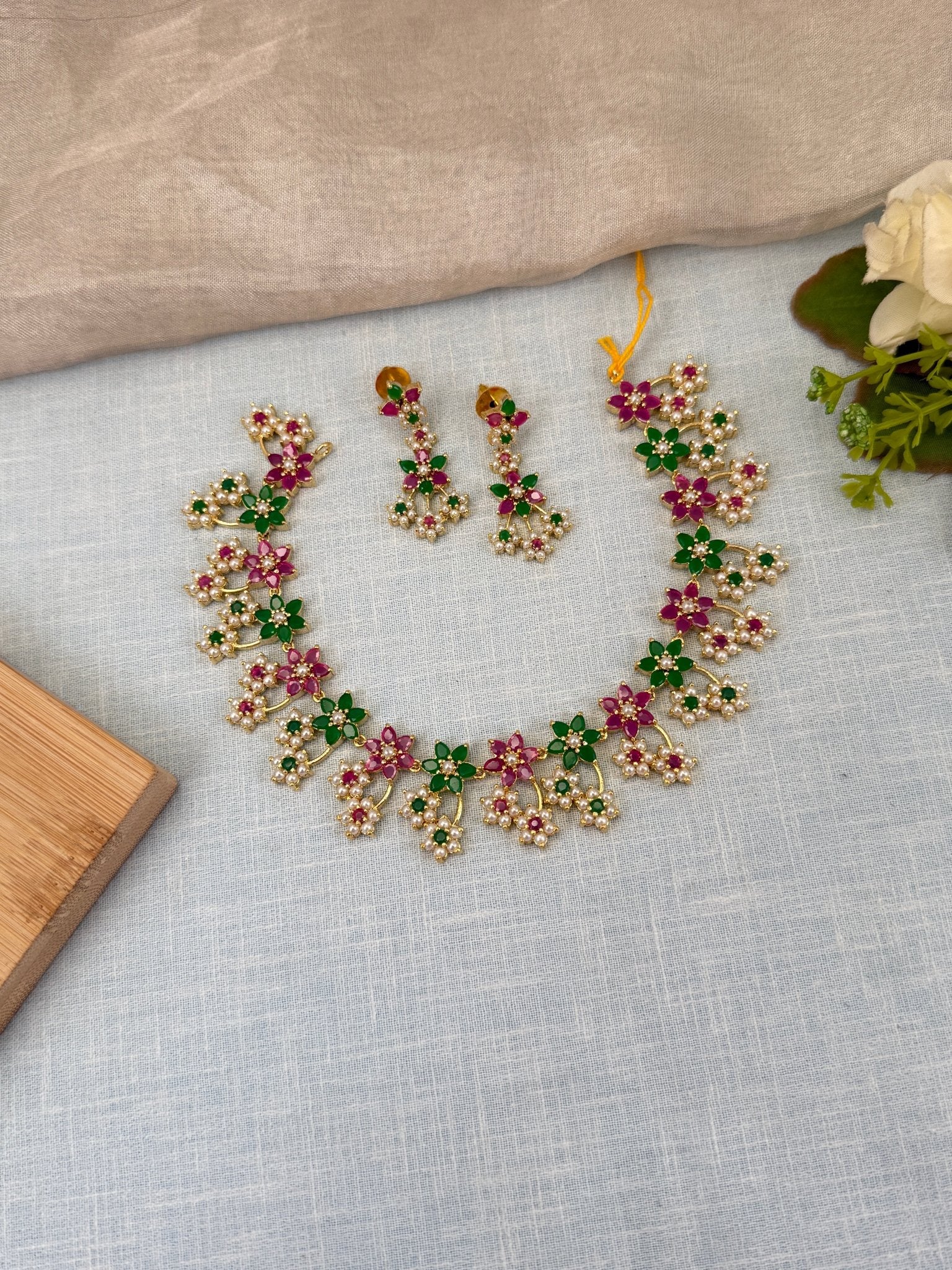 Royal Pearl Stone Short Necklace Set 593 - Mahilas