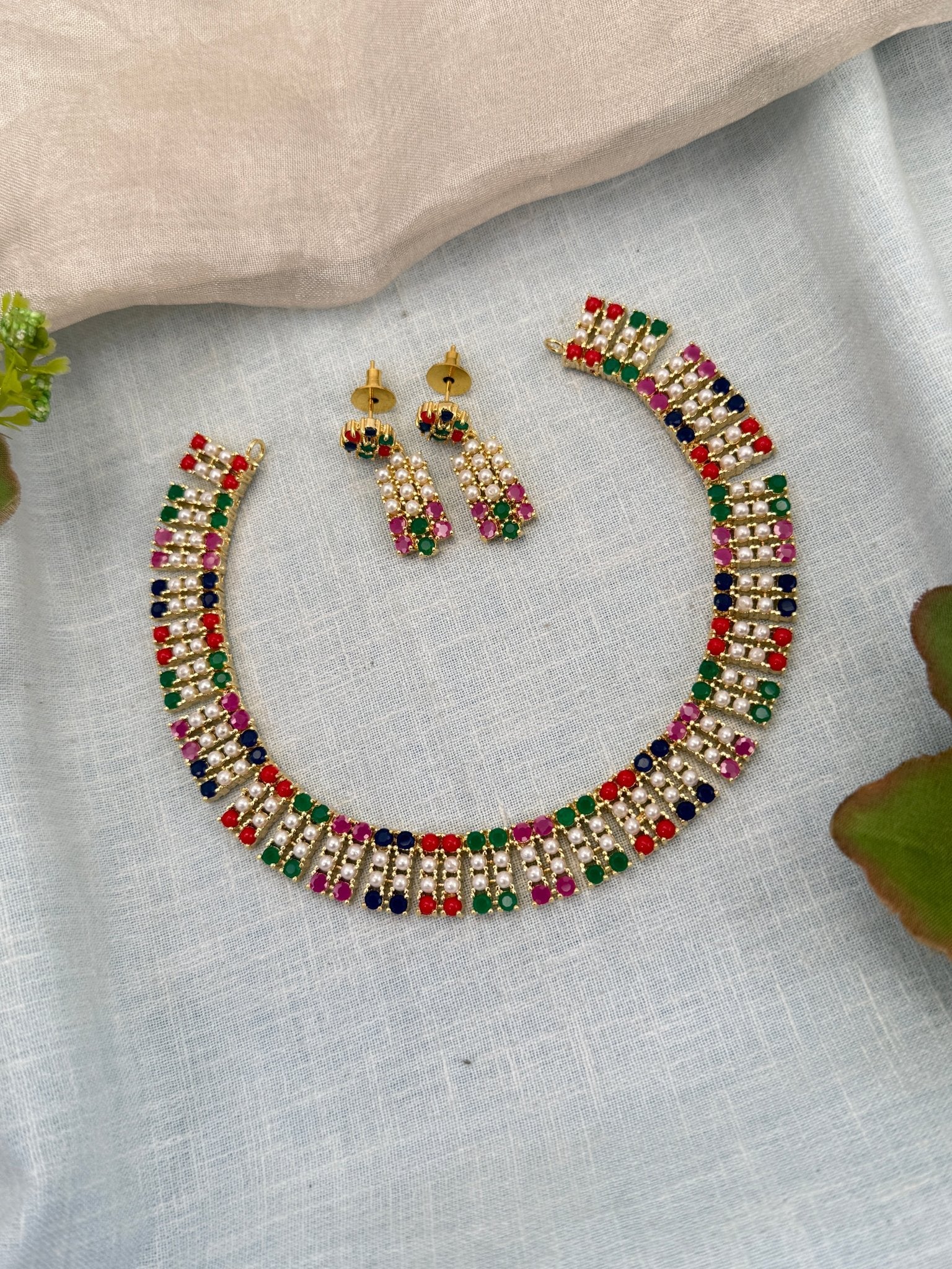 Royal Pearl Stone Short Necklace Set 649 - Mahilas