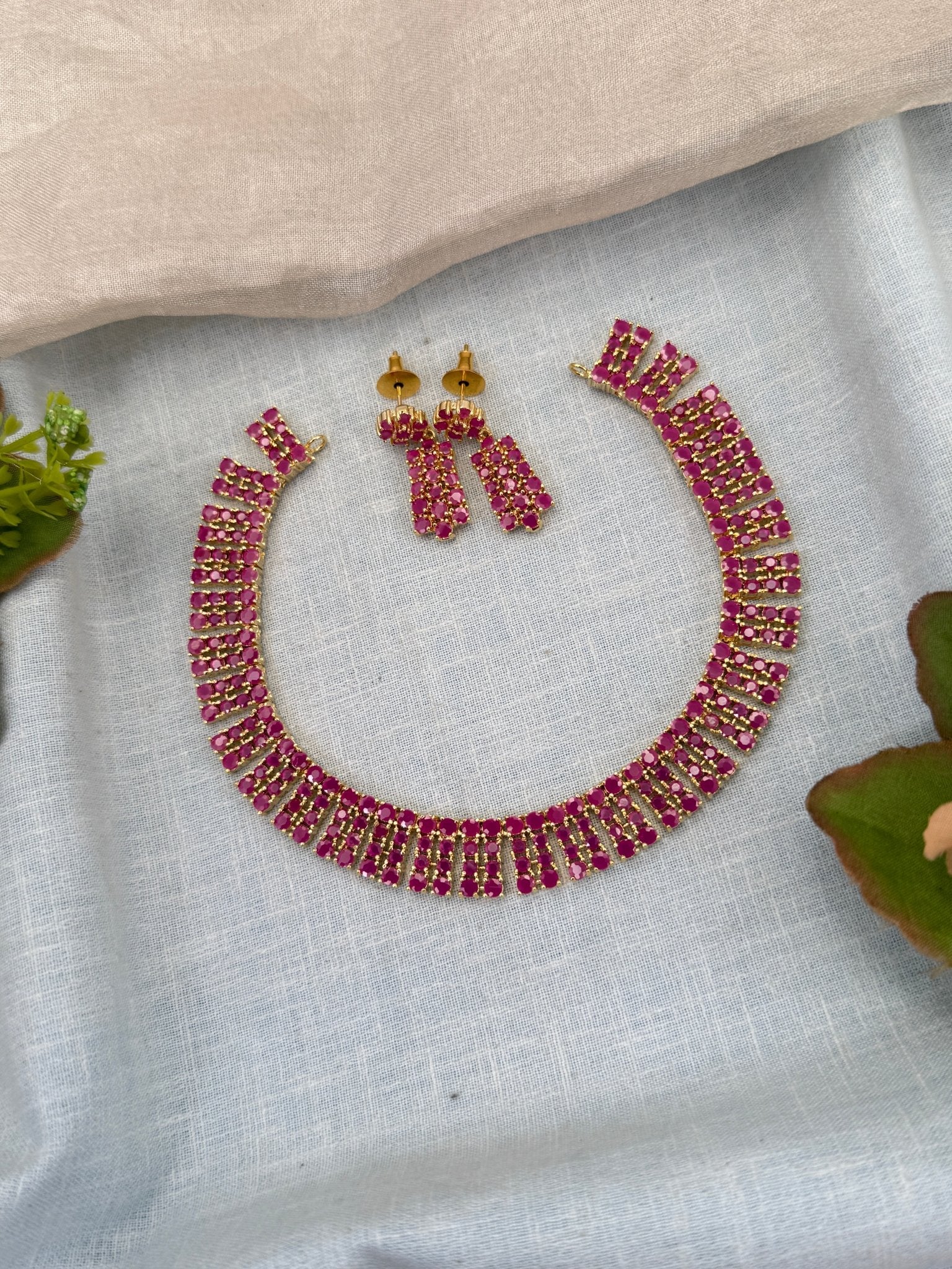 Royal Pearl Stone Short Necklace Set 655 - Mahilas