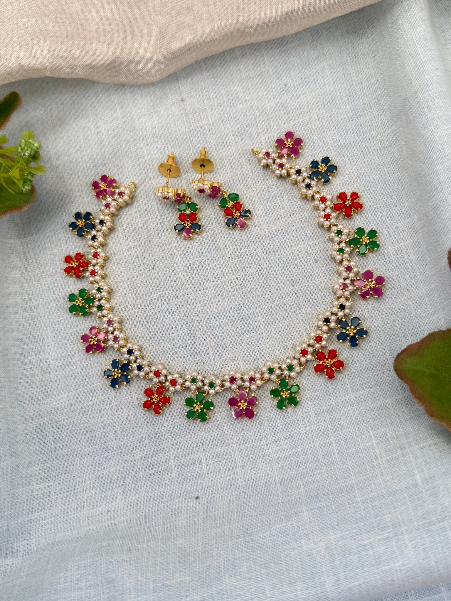 Royal Pearl Stone Short Necklace Set 666 - Mahilas