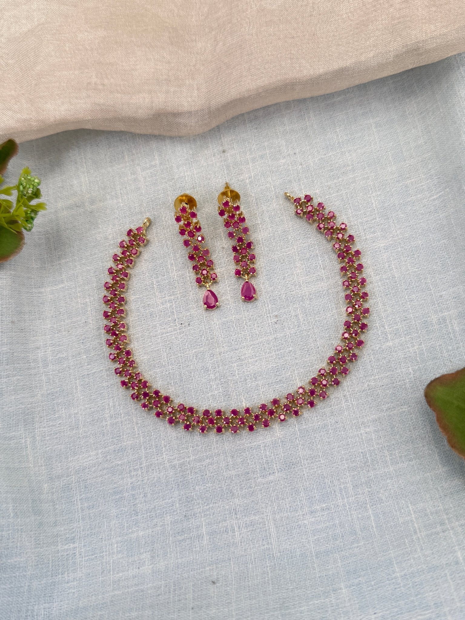Royal Pearl Stone Short Necklace Set 683 - Mahilas