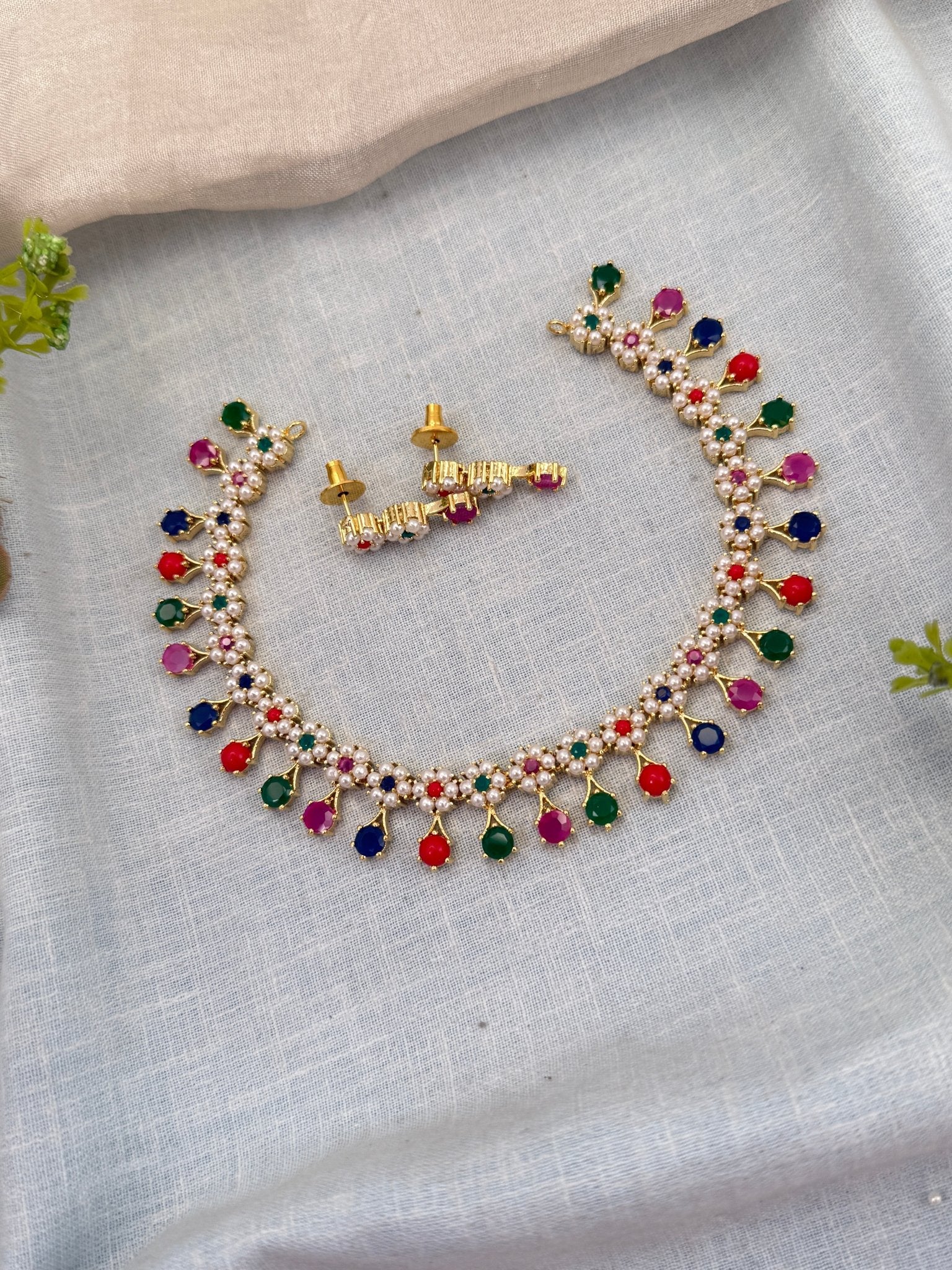 Royal Pearl Stone Short Necklace Set 687 - Mahilas
