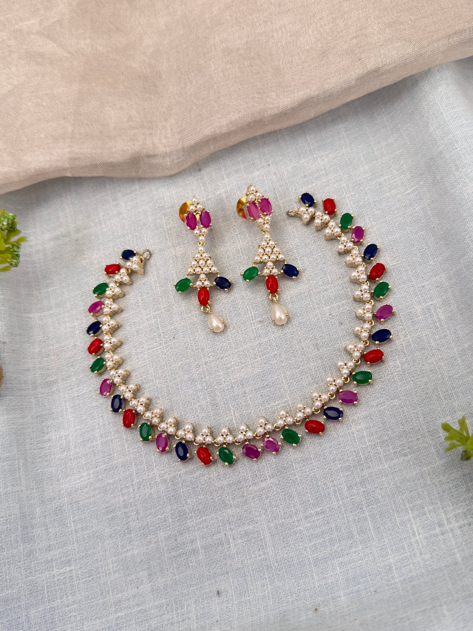 Royal Pearl Stone Short Necklace Set 694 - Mahilas