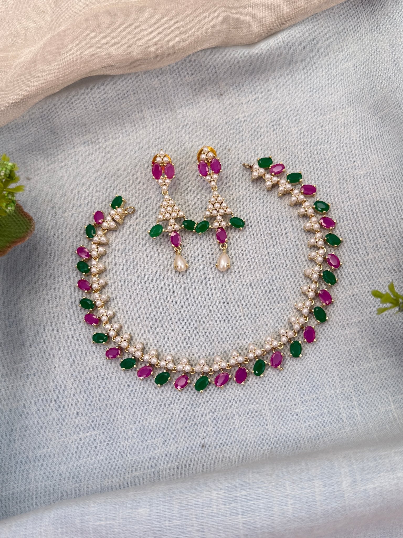 Royal Pearl Stone Short Necklace Set 698 - Mahilas