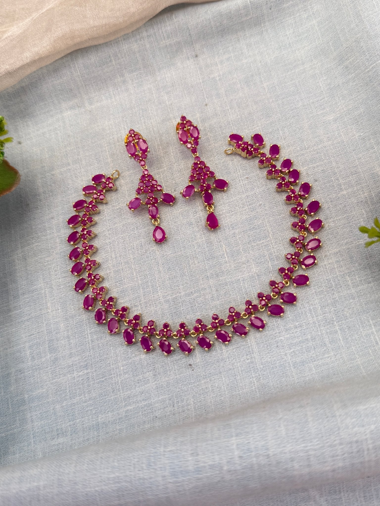 Royal Pearl Stone Short Necklace Set 702 - Mahilas