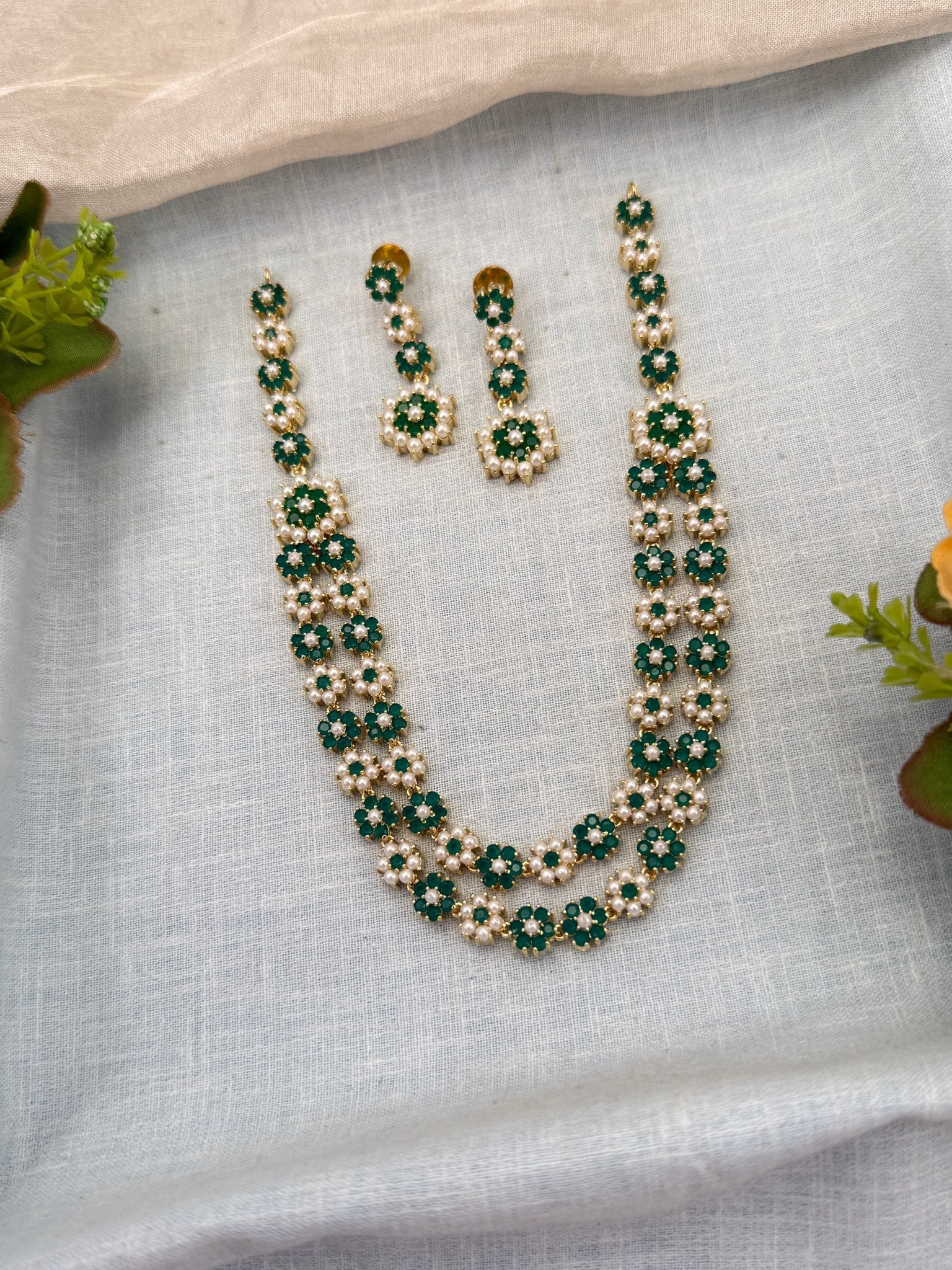 Royal Pearl Stone Short Necklace Set 704 - Mahilas