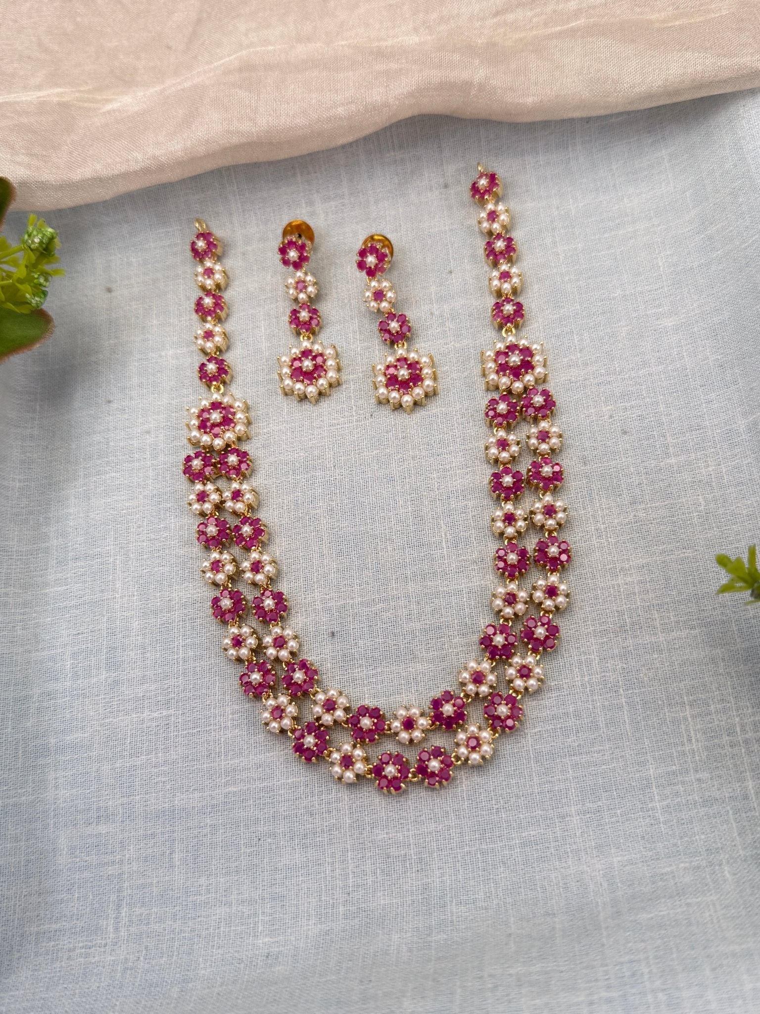 Royal Pearl Stone Short Necklace Set 706 - Mahilas