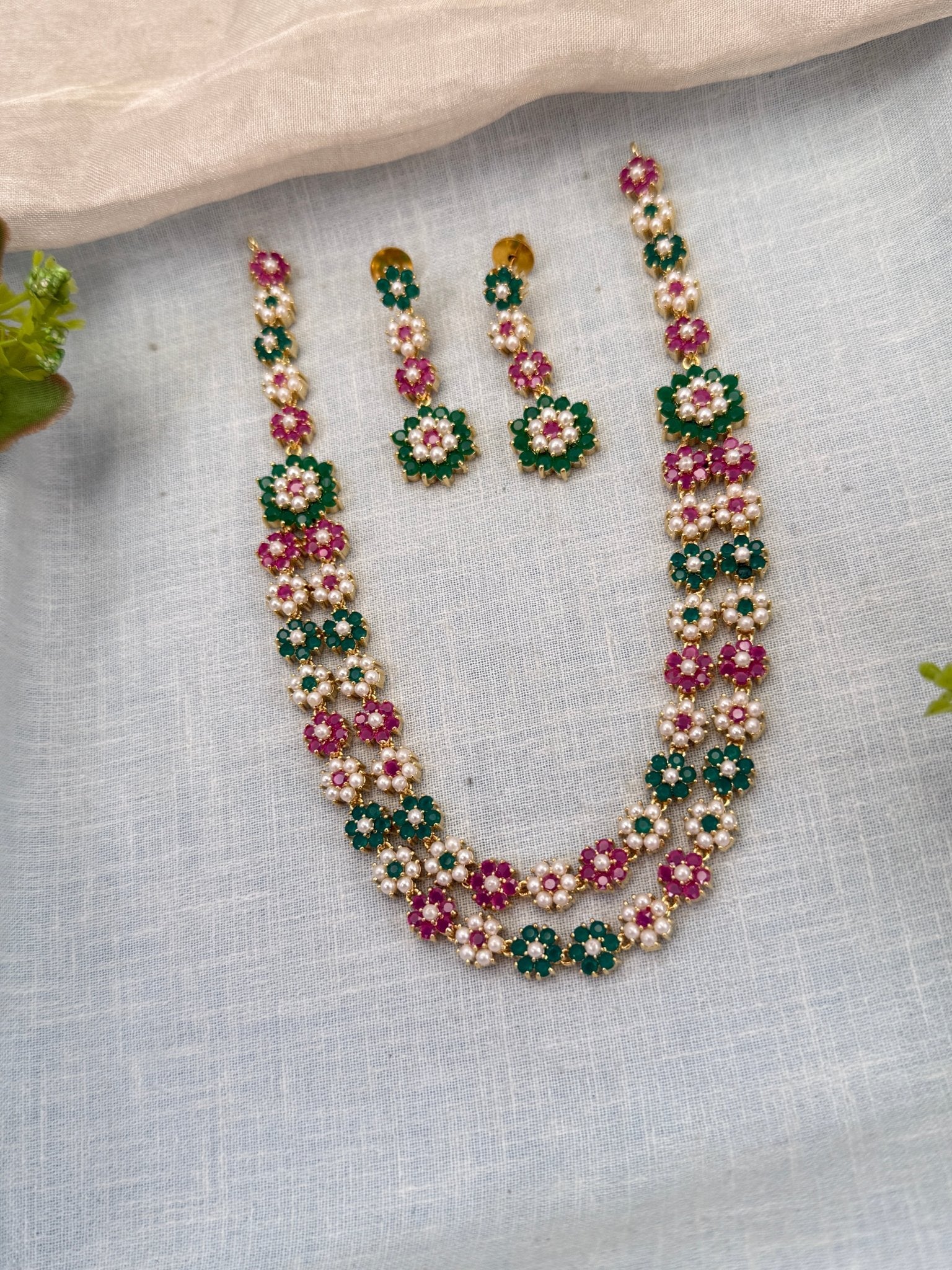 Royal Pearl Stone Short Necklace Set 707 - Mahilas
