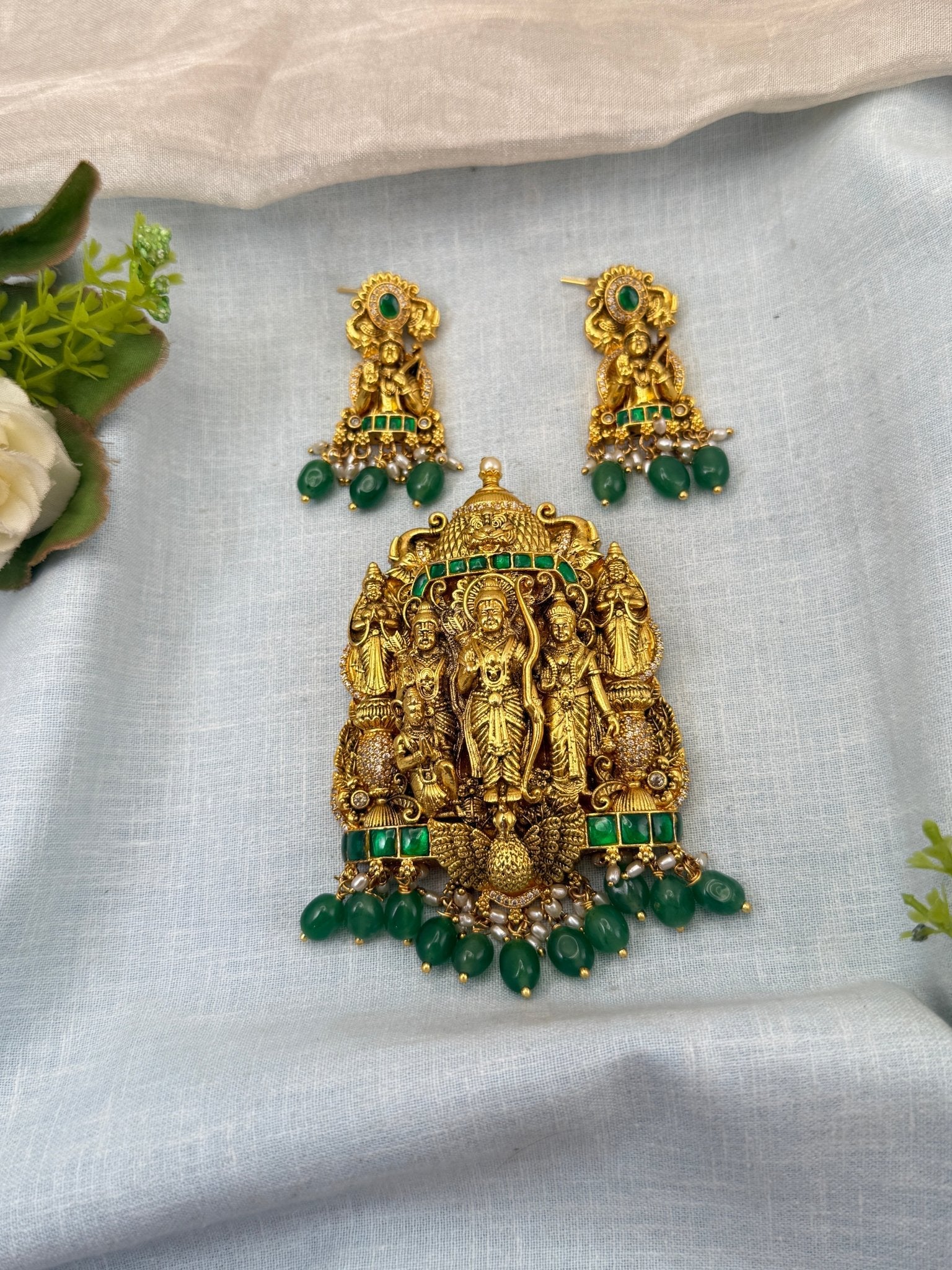 Royal Ram Parivar Jadau Pendant Set 310 - Mahilas