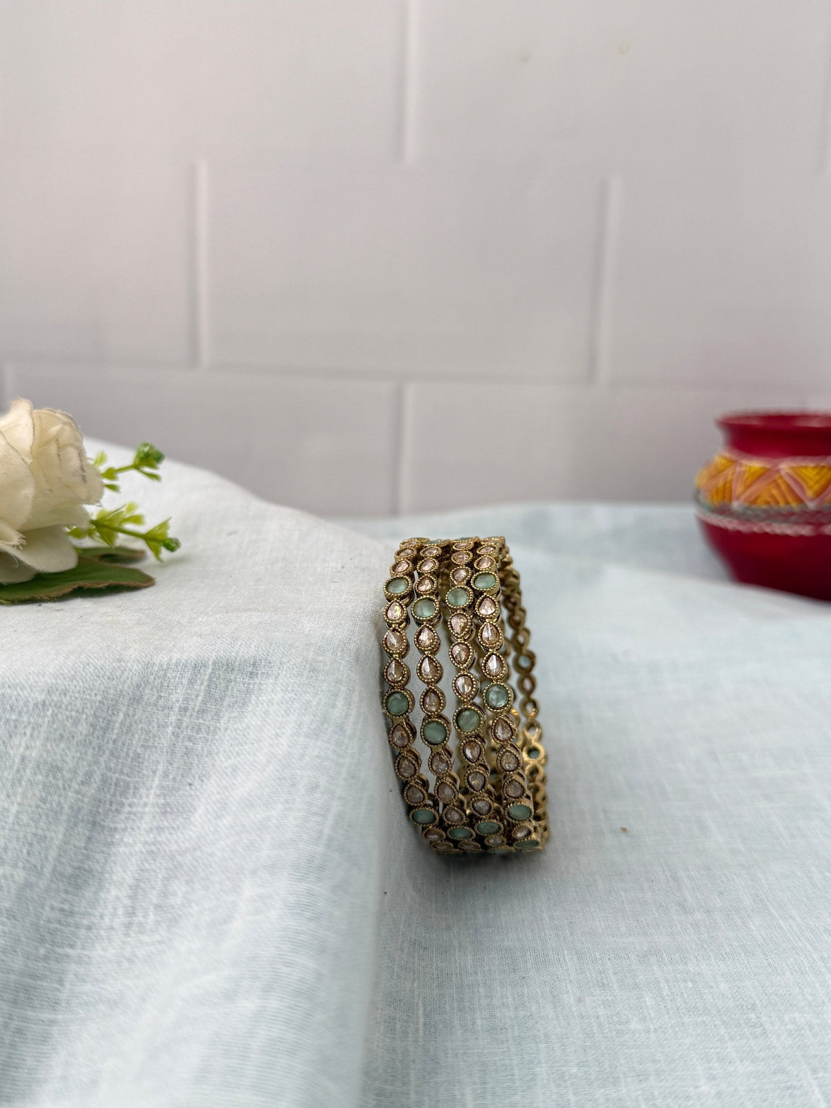 Royal Stone Premium Bangles |Set Of 4| B0410 - Mahilas