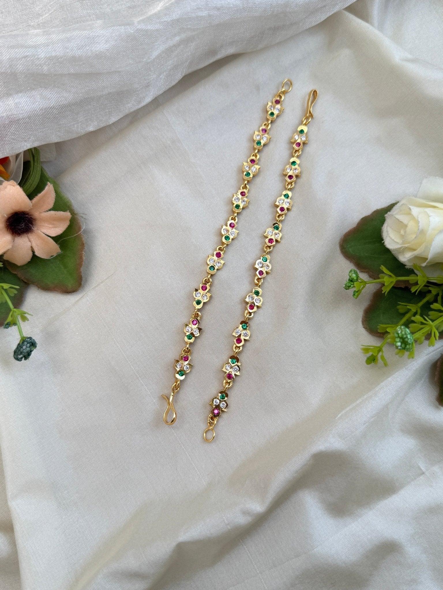 Royal Stone Straight Maatal Earchain 297 - Mahilas