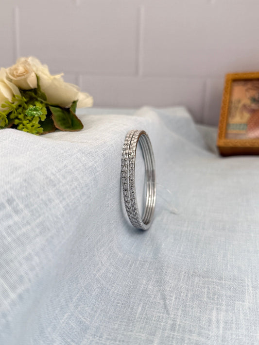 Royal Thin Stone Bangles 7003 - 2 Colors - Mahilas