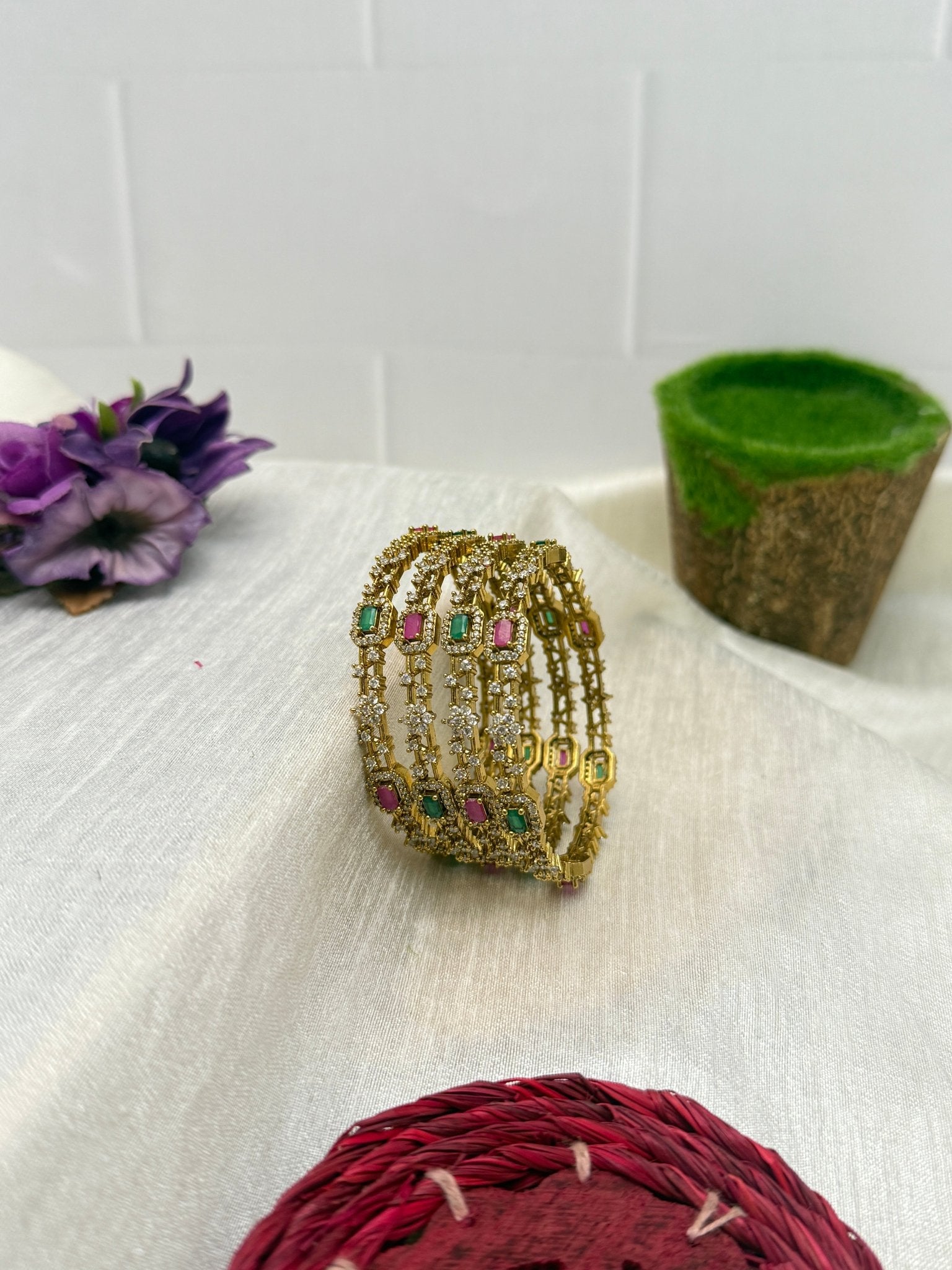 Royal Victorian Antique Bangles 6934 - Mahilas